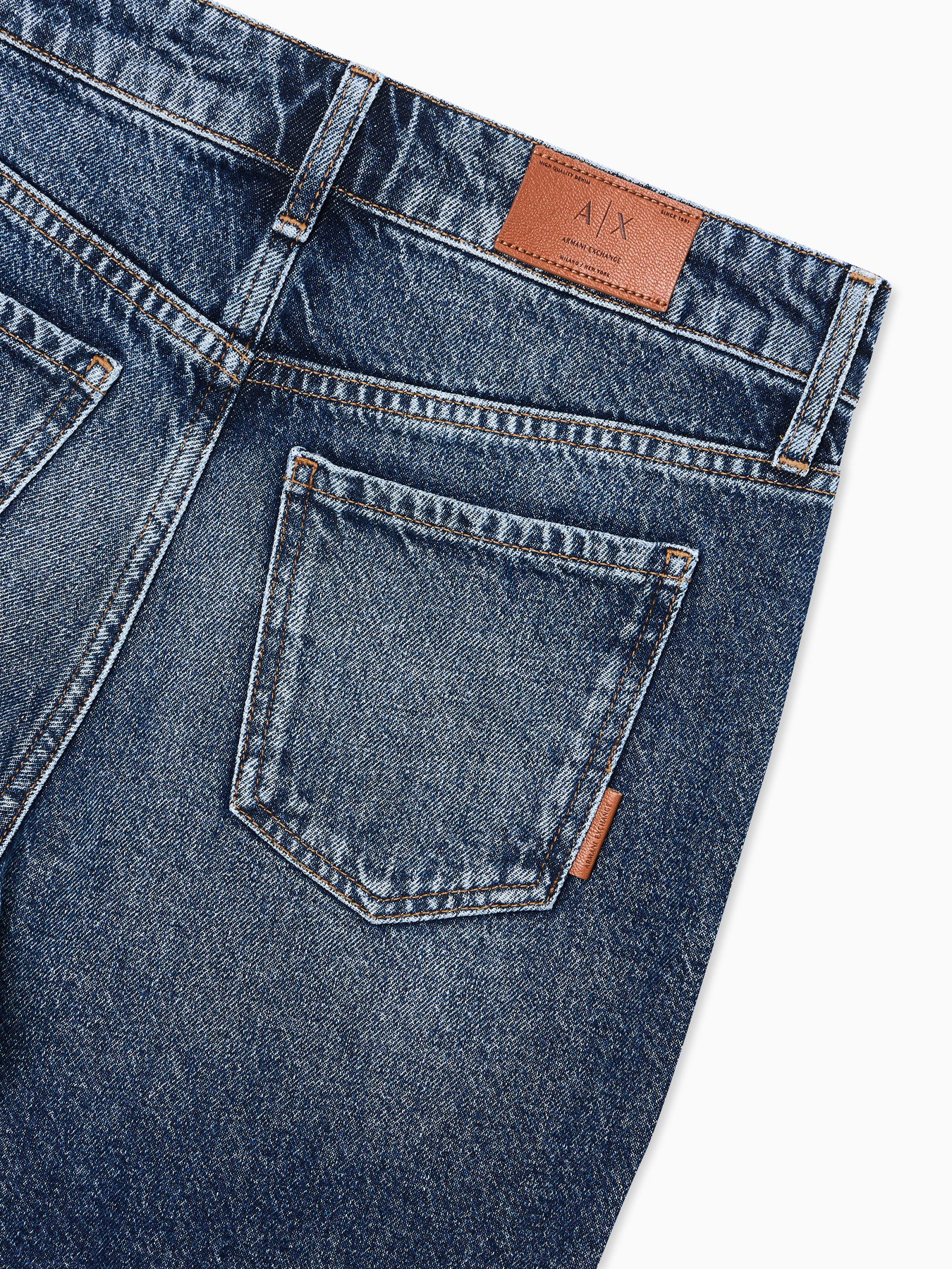 Шорты Armani Exchange модель XW002272-AF21886-MB001 Фото