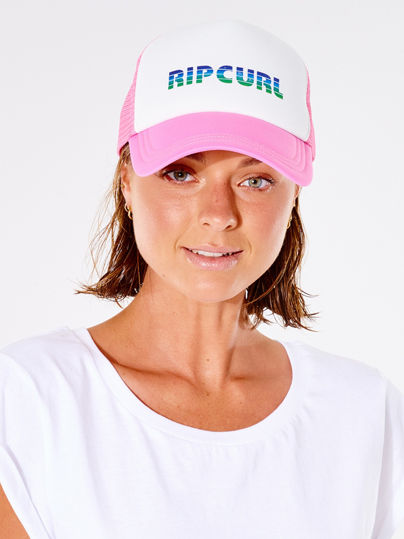 Кепка Rip Curl Foil Pump Trucker модель GCAJT1-20 Кепка Rip Curl Foil Pump Trucker модель GCAJT1-20 Фото