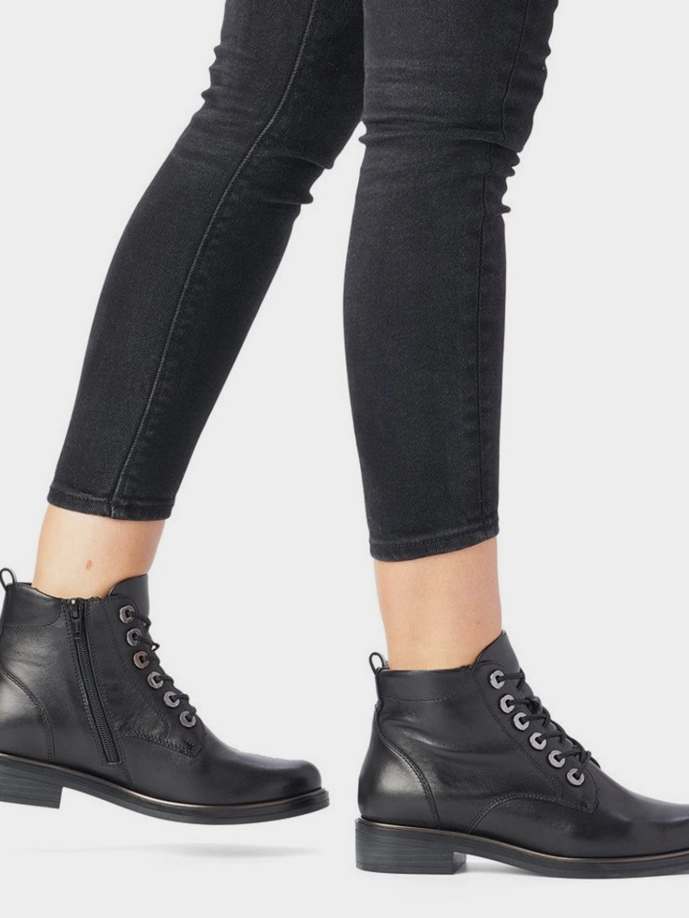 Ботинки Remonte модель D8370/01 Фото