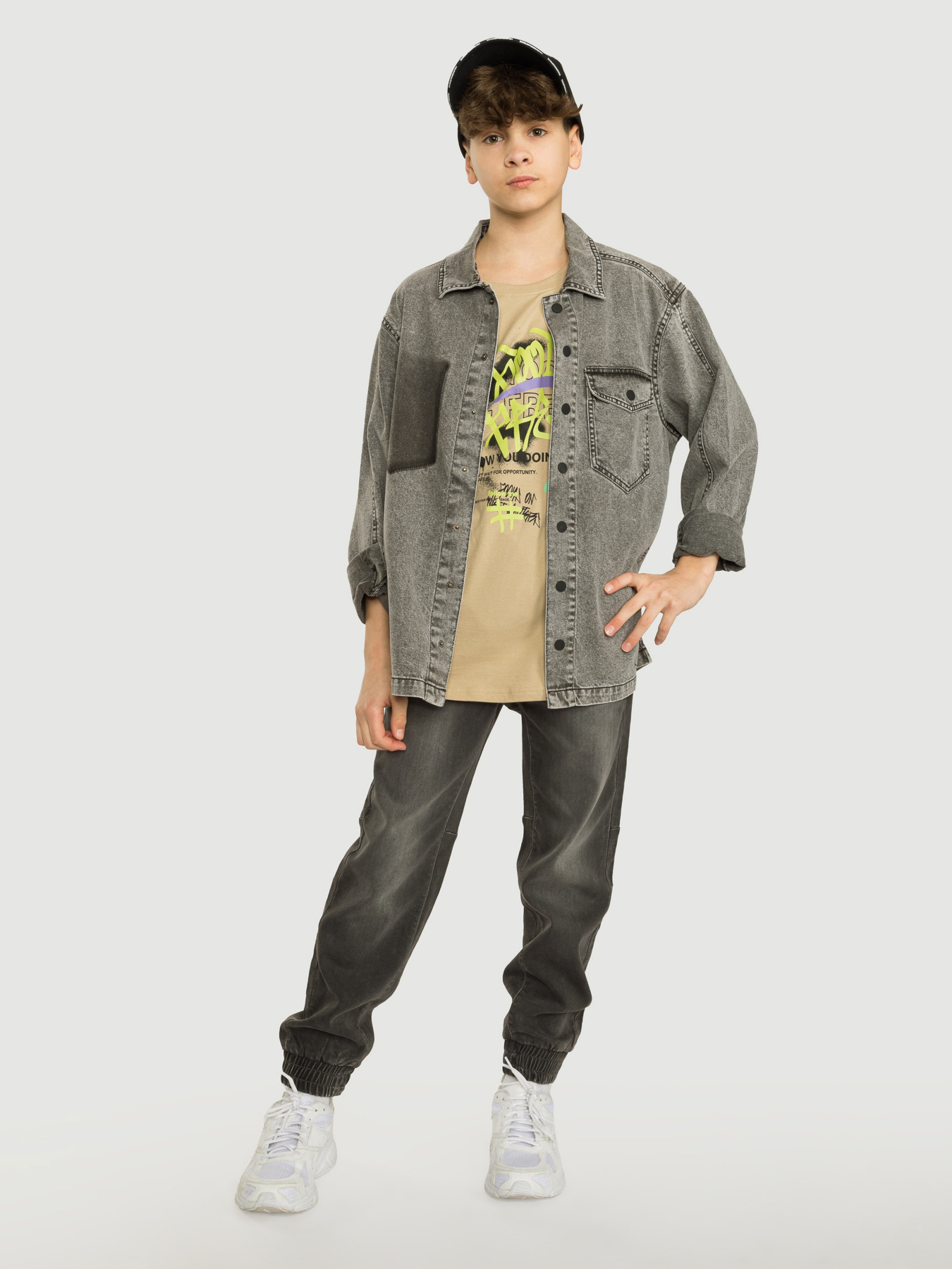 Прямые джинсы Reporter Young модель 231-0110B-48-001-1 Фото