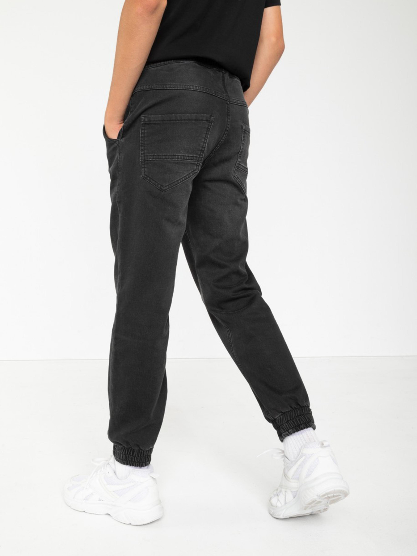 Зауженные джинсы Reporter Young модель 233-0110B-39-004-1 Фото