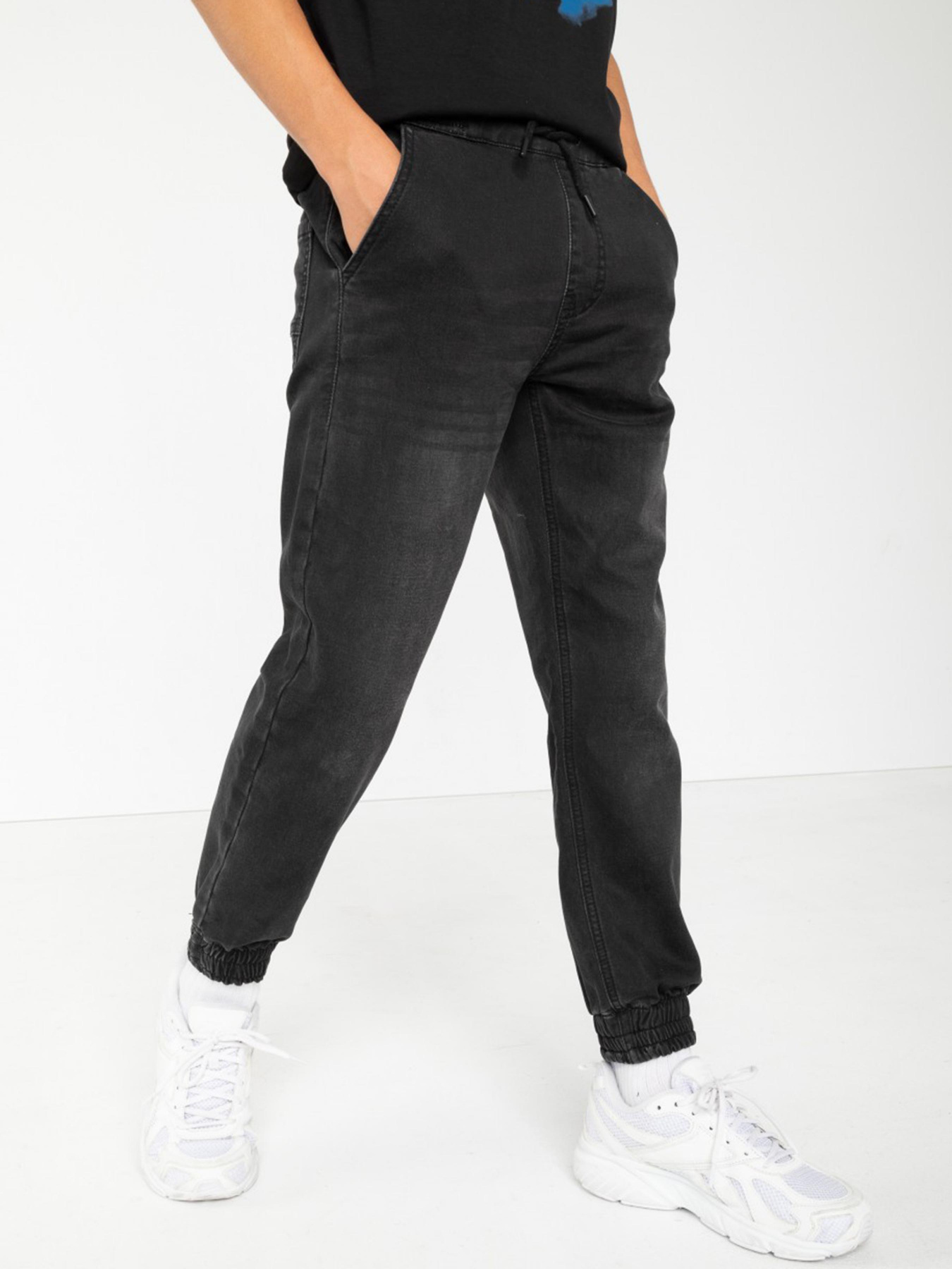 Зауженные джинсы Reporter Young модель 233-0110B-39-004-1 Фото