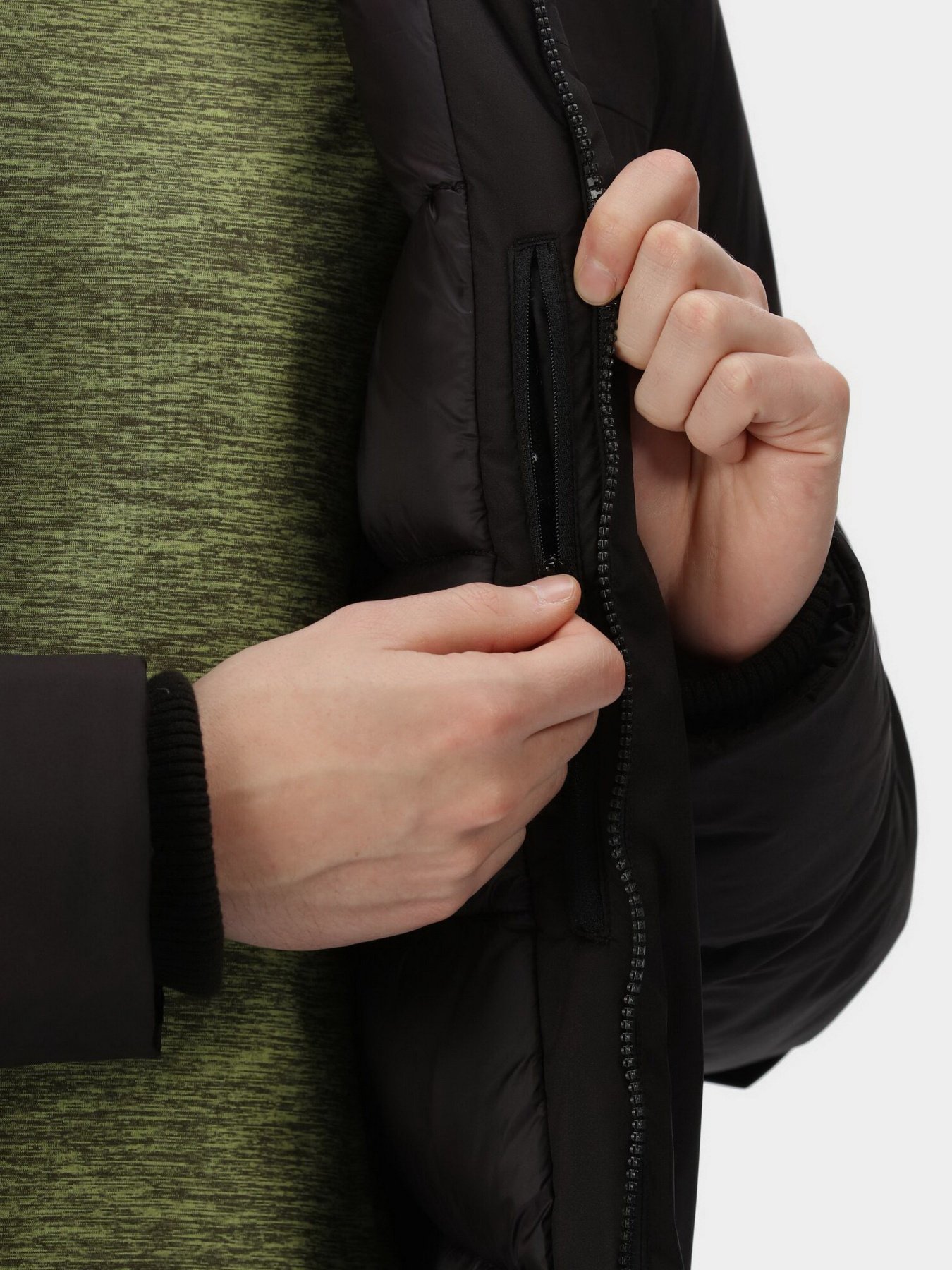 Зимняя куртка Regatta Yewbank II модель RMP341-800 Фото