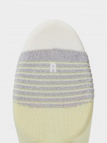 Шкарпетки та гольфи Asics Ultra Light Quarter модель 3013A280-303 Фото