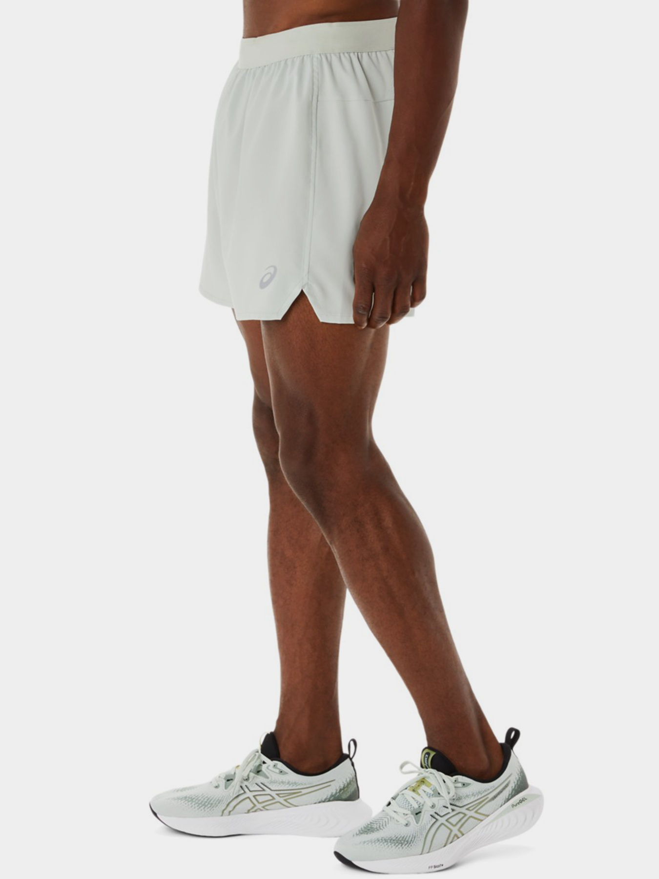 Шорты спортивные Asics Road 5In модель 2011C391-021 Зелений Фото