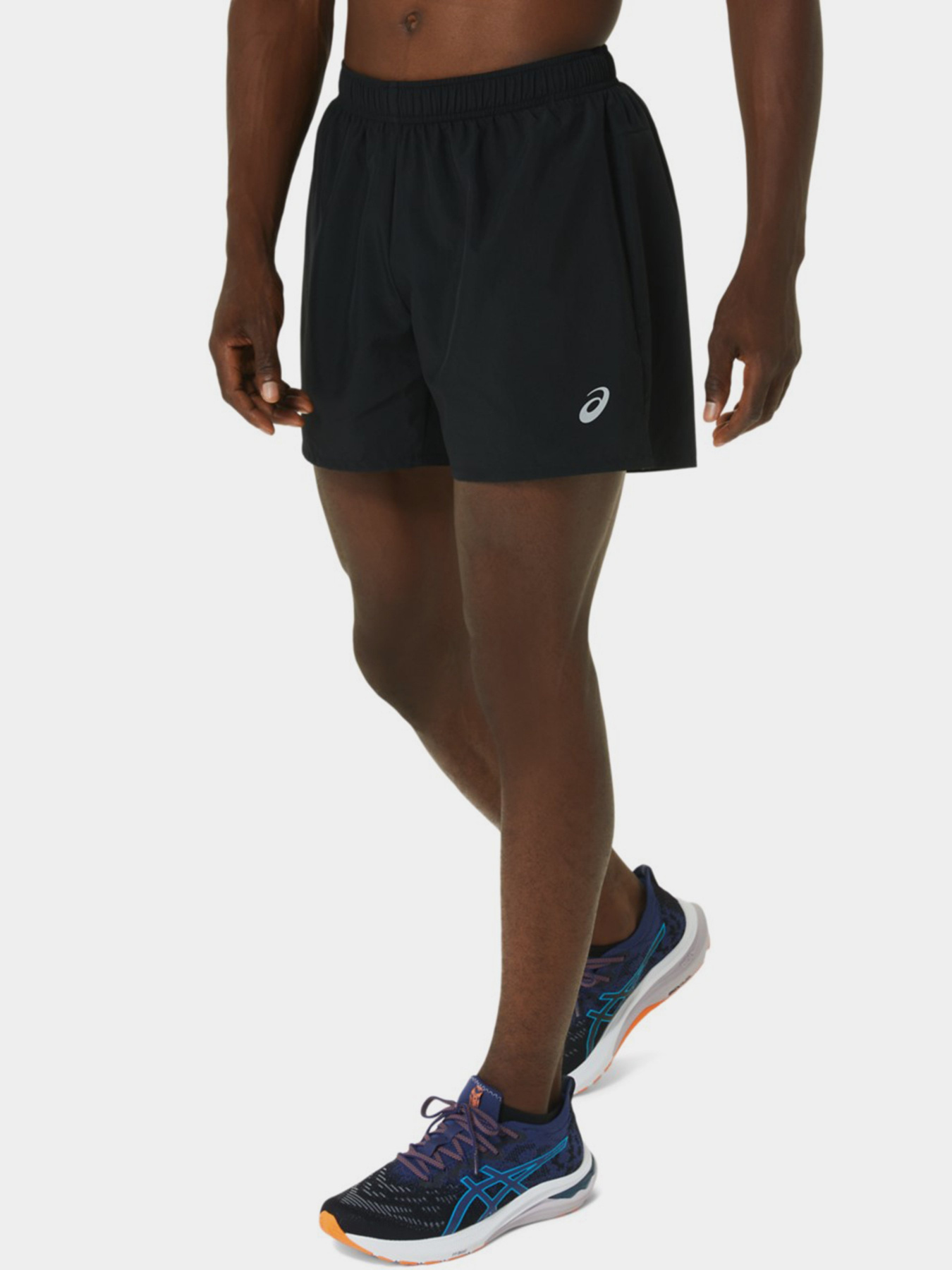 Шорты спортивные Asics Katakana 5In модель 2011C756-001 Чорний Фото