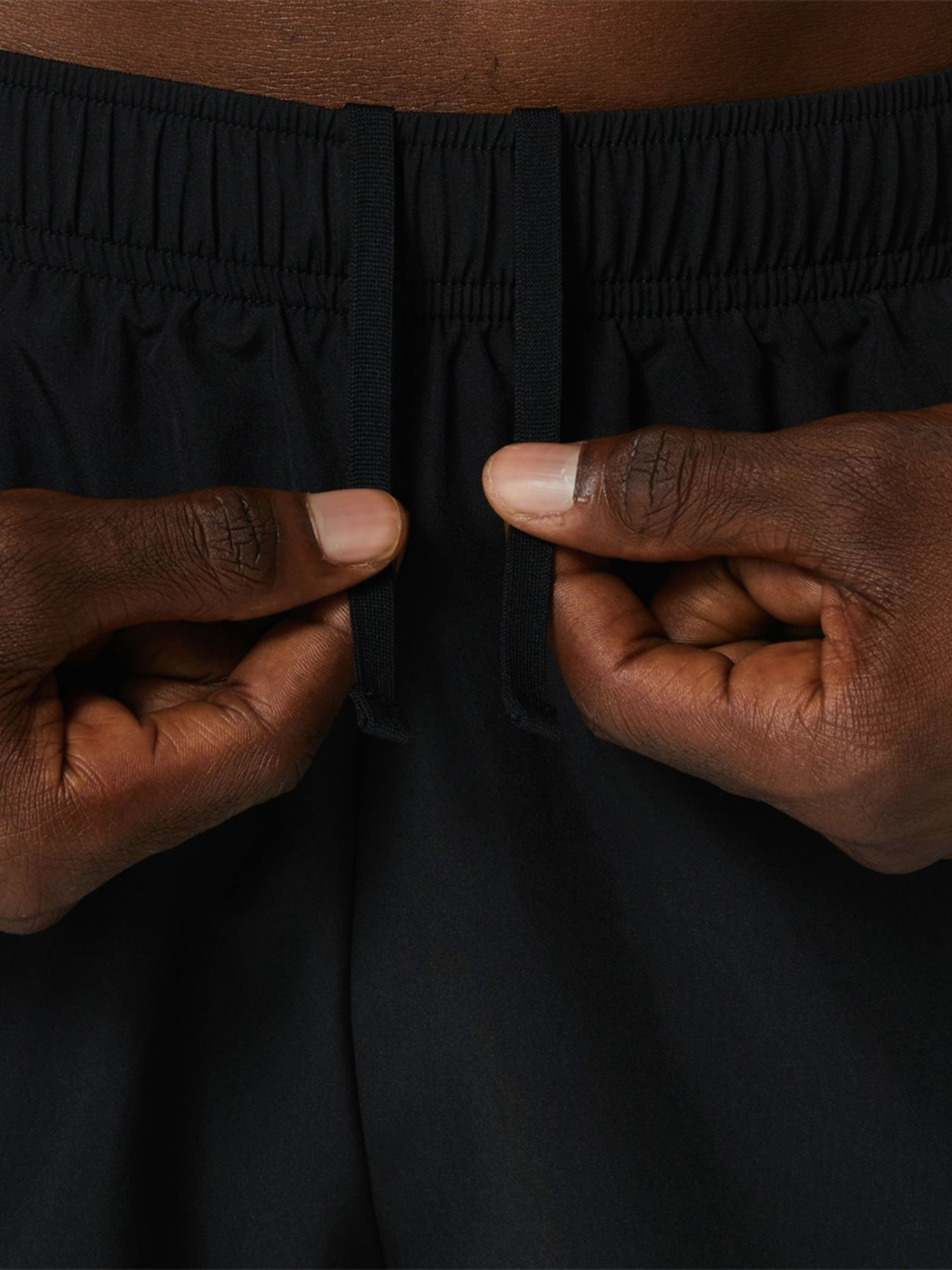 Шорты спортивные Asics Katakana 5In модель 2011C756-001 Чорний Фото