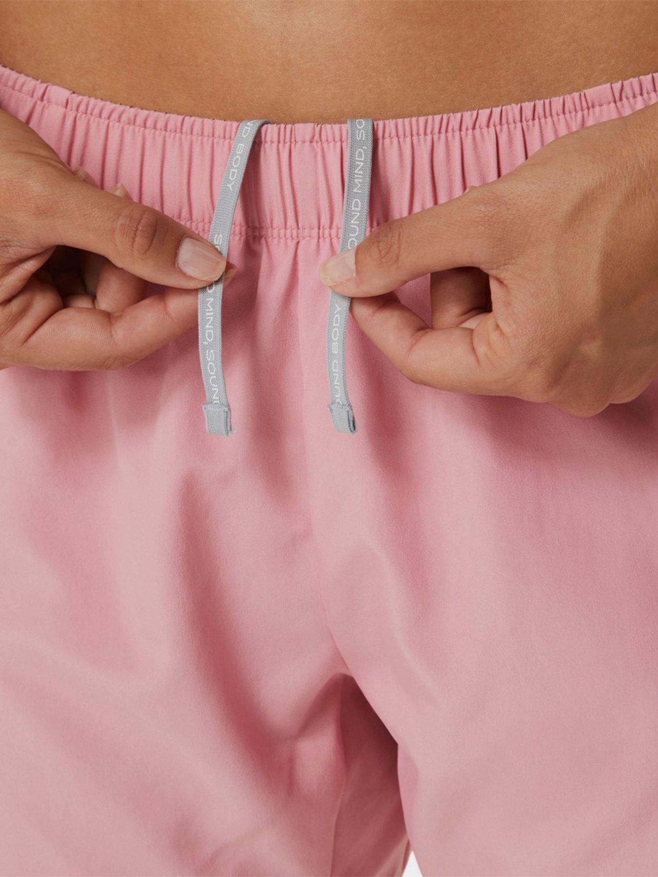 Шорты спортивные Asics Icon 4in модель 2012C740-705 Рожевий Фото