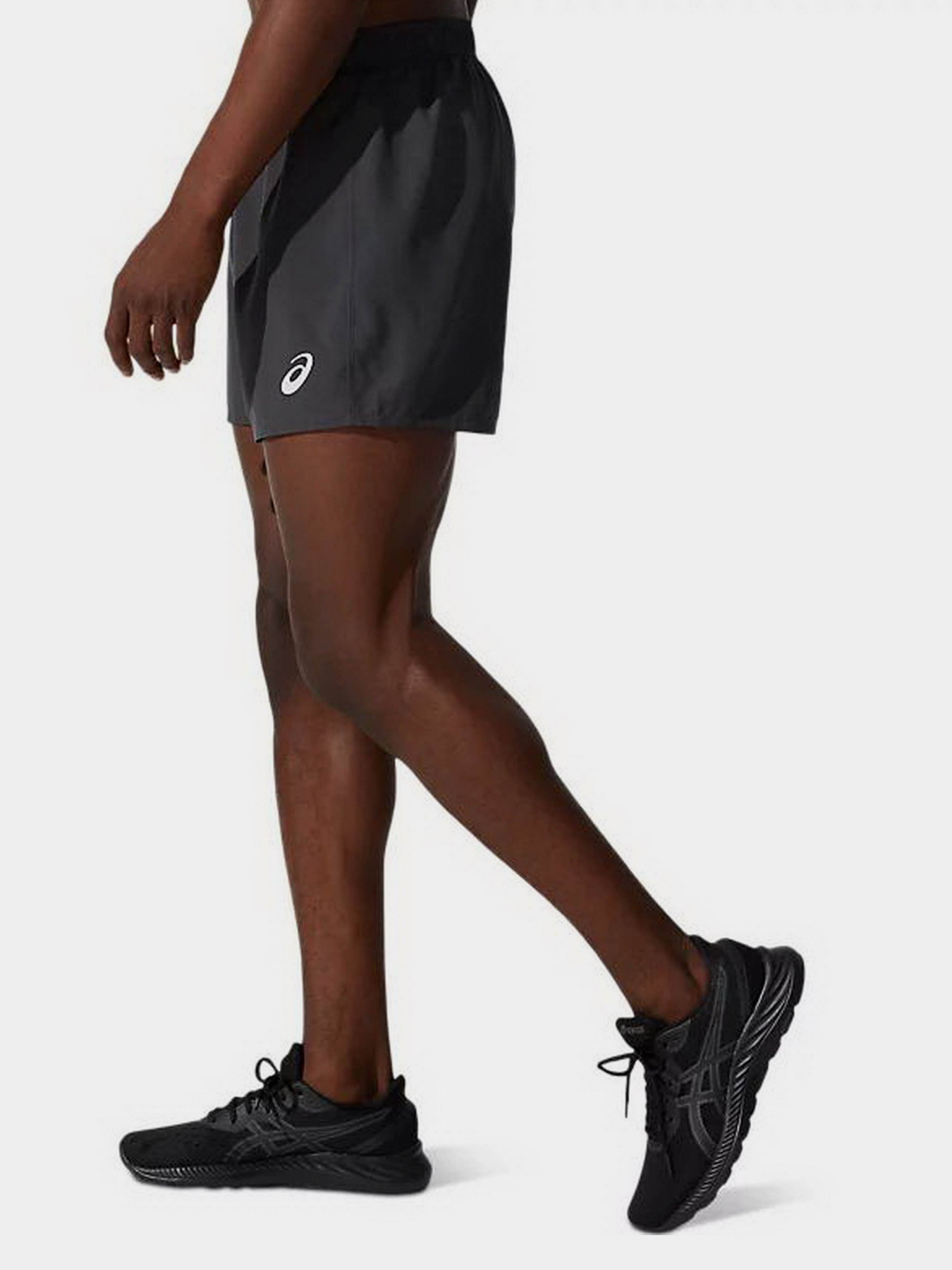 Повседневные шорты Asics Core 5IN модель RR349 Фото