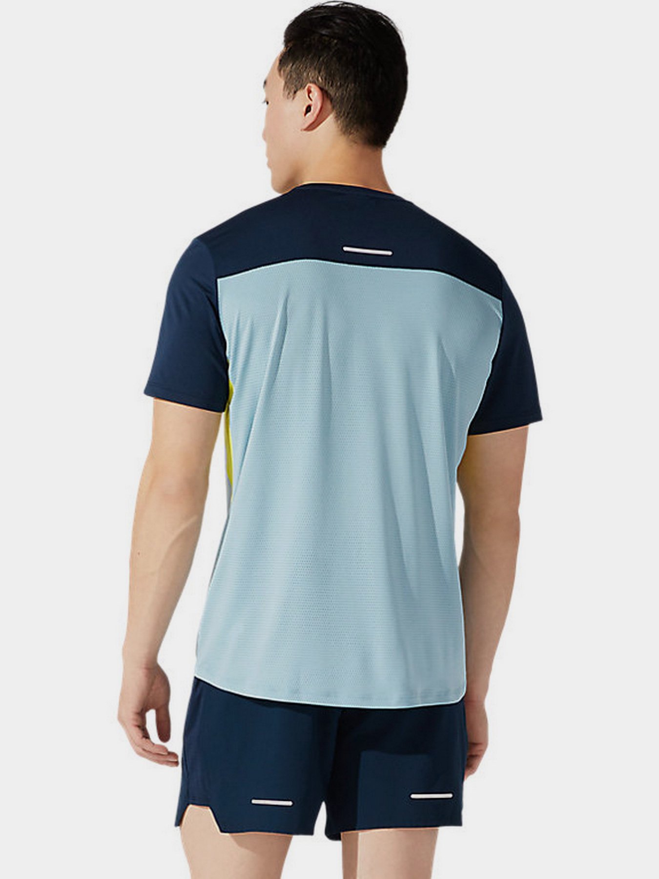 Футболки и поло Asics RACE модель 2011A781-104 Фото