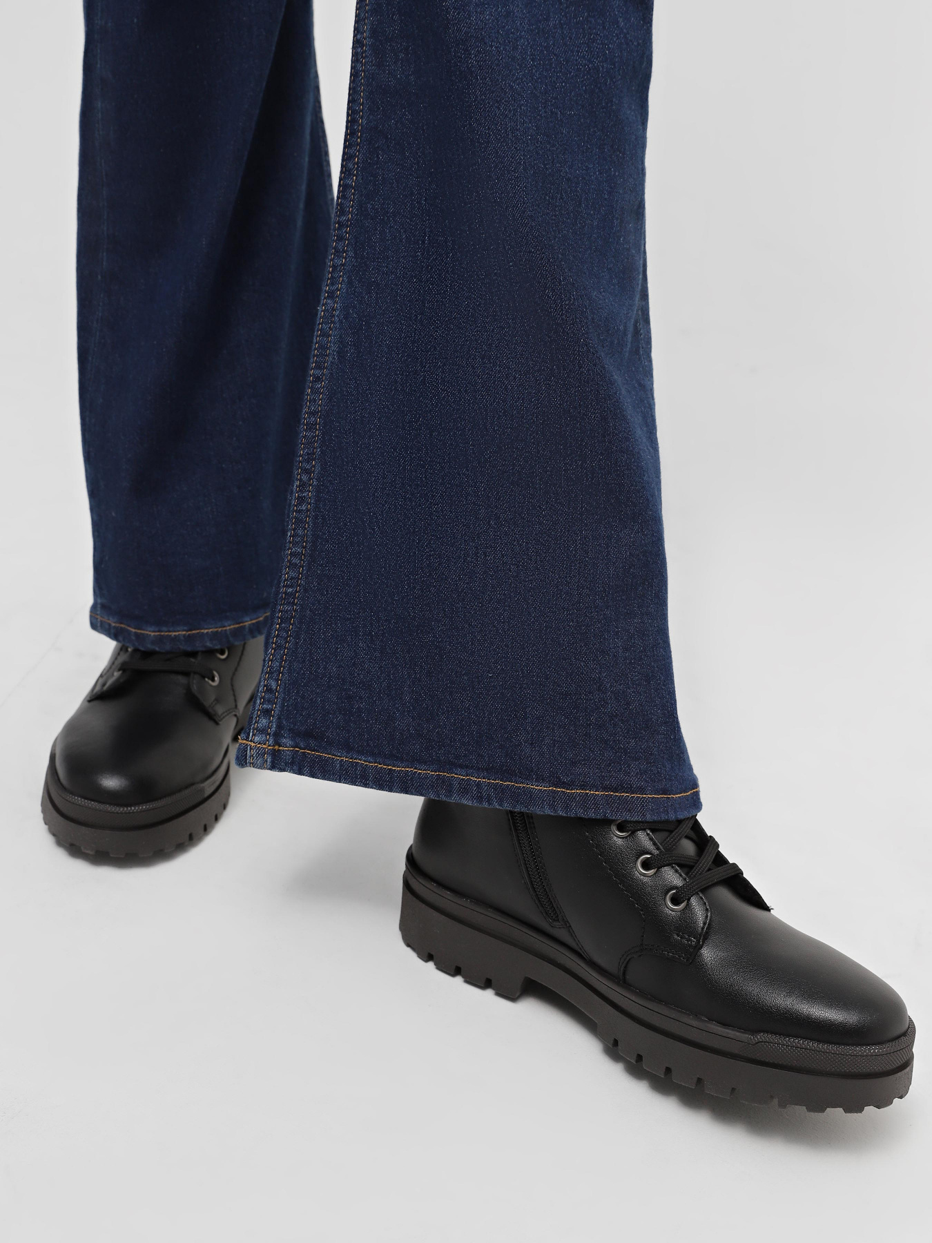 Черевики RIEKER модель Z4400/00 Черевики RIEKER модель Z4400/00 Фото