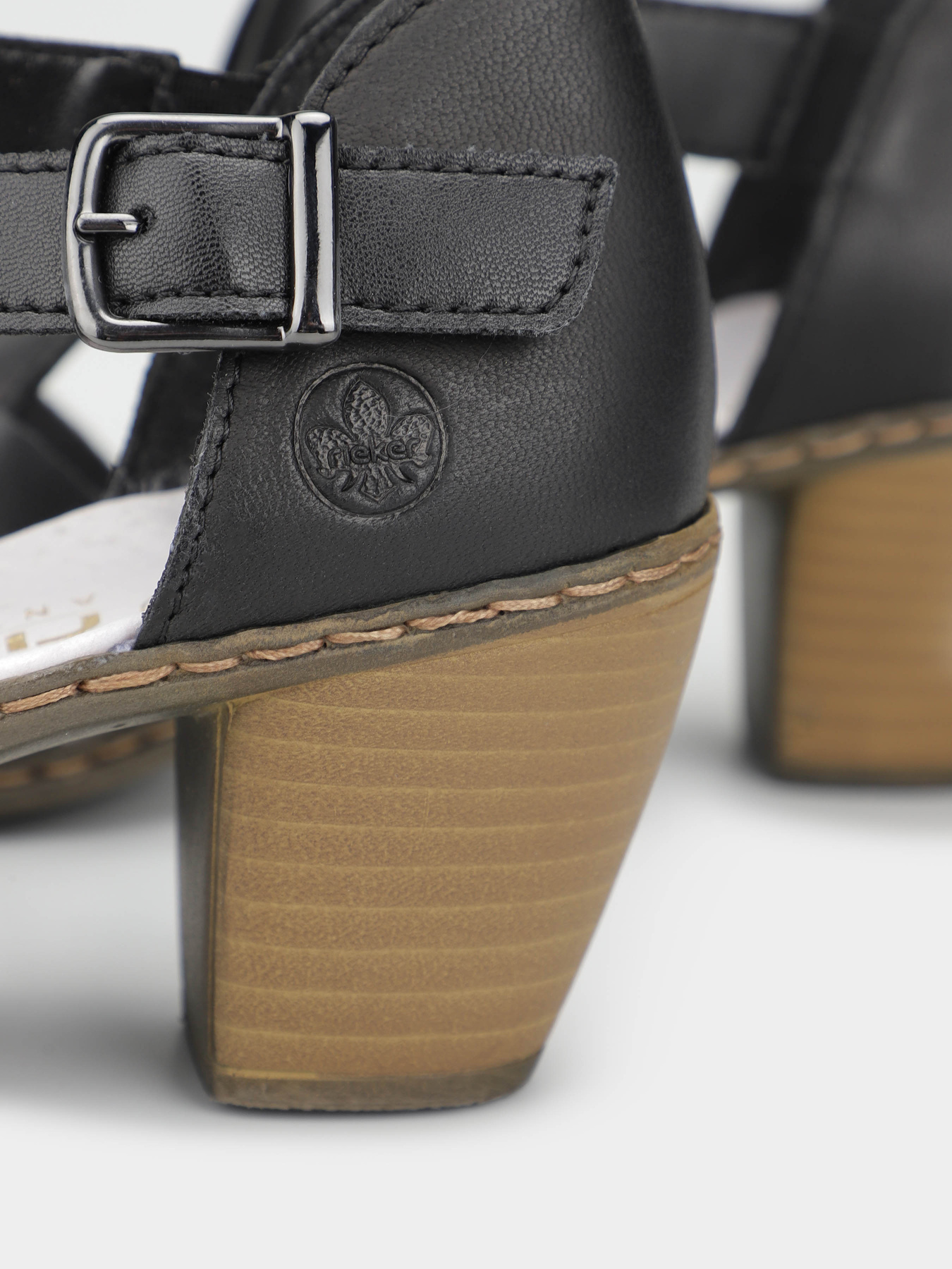 Босоножки RIEKER модель 40973/00 Фото