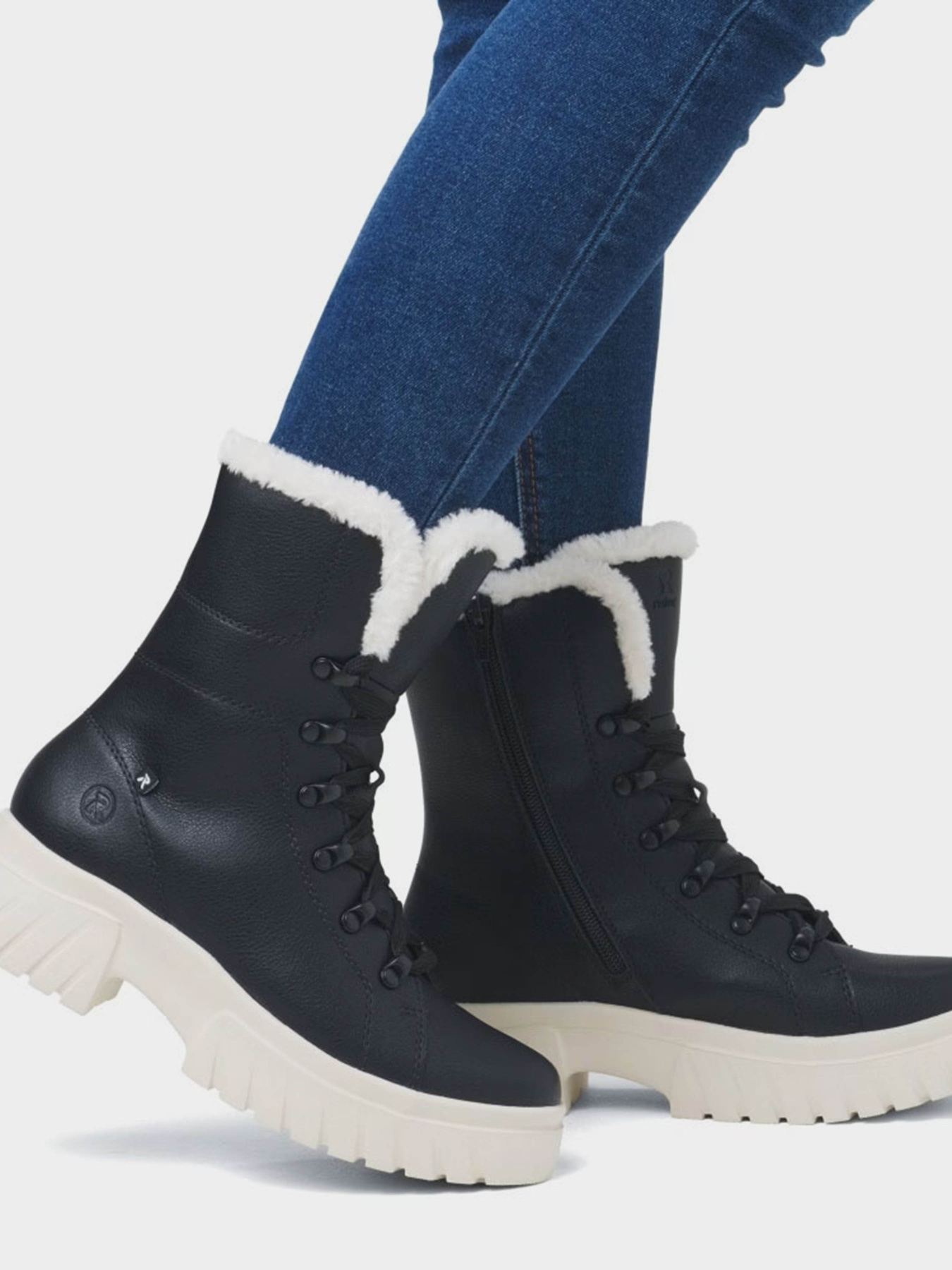 Ботинки RIEKER модель W1874/00 Фото