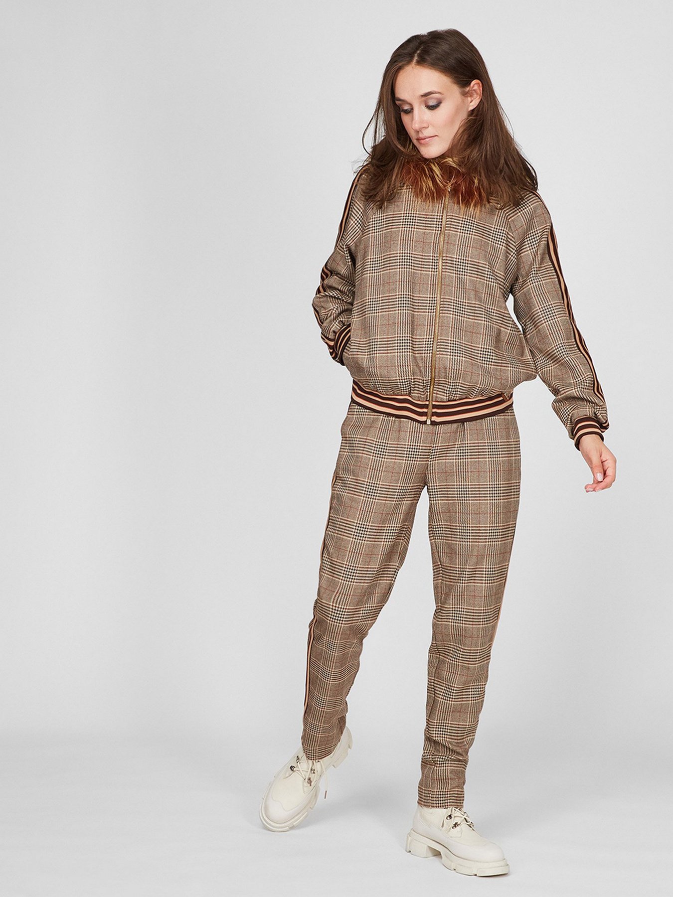 Повсякденний костюм Sassofono модель A201-SF-326501, Коричневий Фото