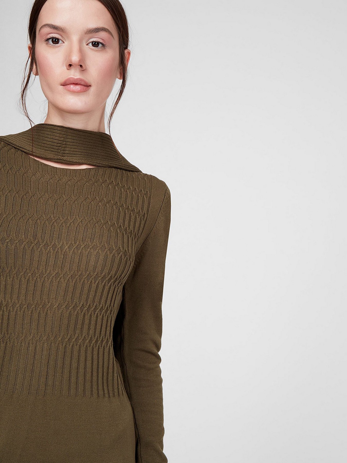 Платье миди Sassofono модель A201-SC-27603, Хакі Фото