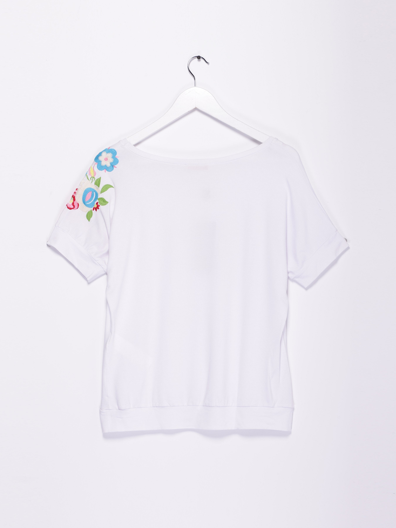 Футболка Sassofono модель A192-SF-300111 БІЛИЙ Фото