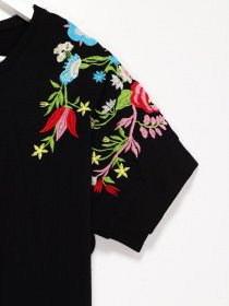 Футболка Sassofono модель A192-SF-300111 ЧОРНИЙ Фото