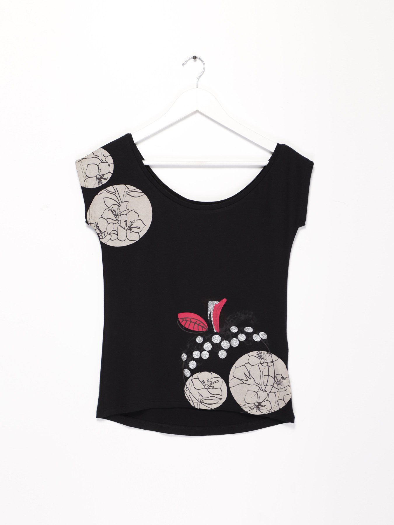 Блуза Sassofono модель A192-SF-307111 ЧОРНИЙ Блуза Sassofono модель A192-SF-307111 ЧОРНИЙ Фото