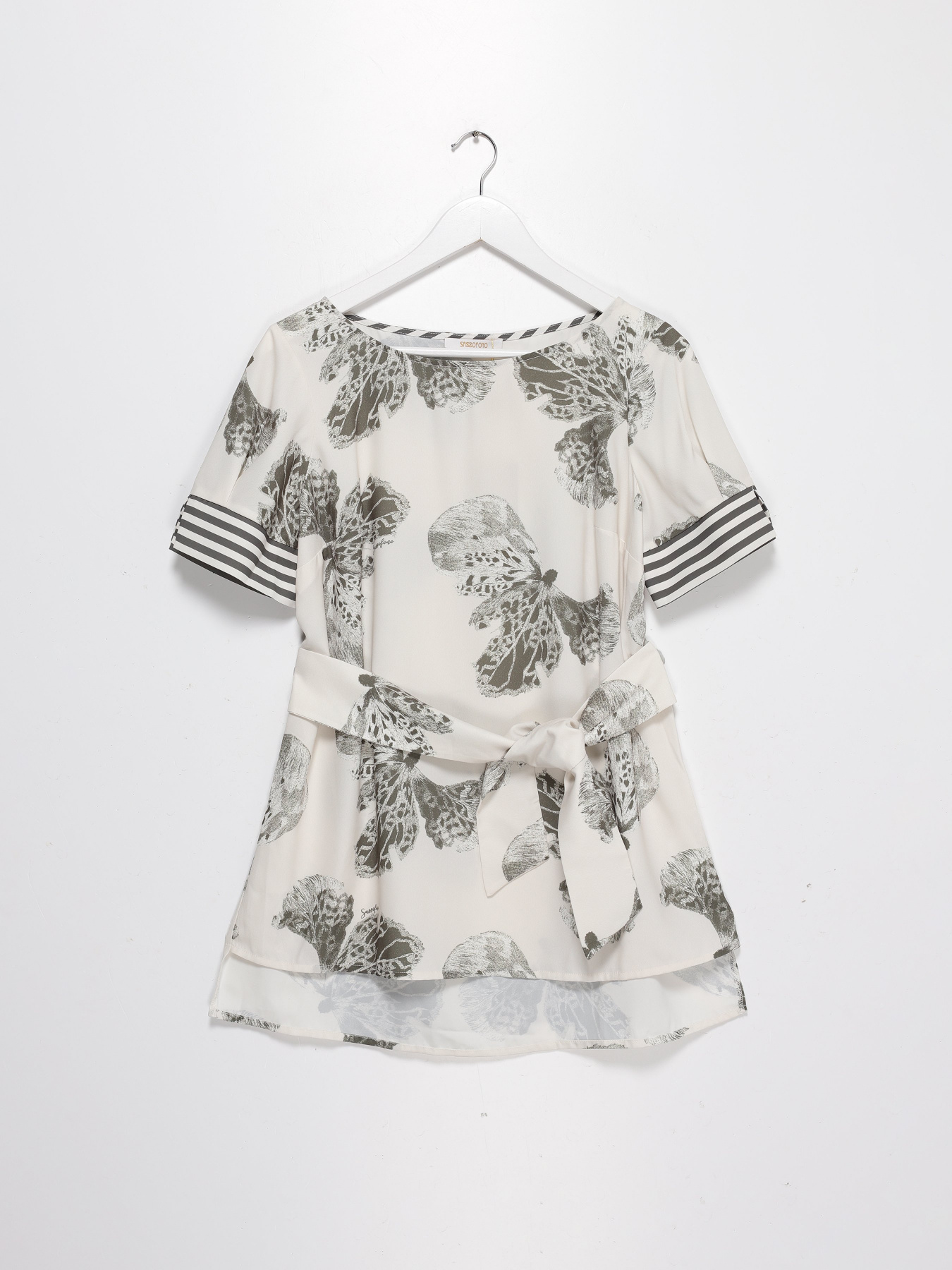 Блуза Sassofono модель A192-SF-402116 Молочний Фото