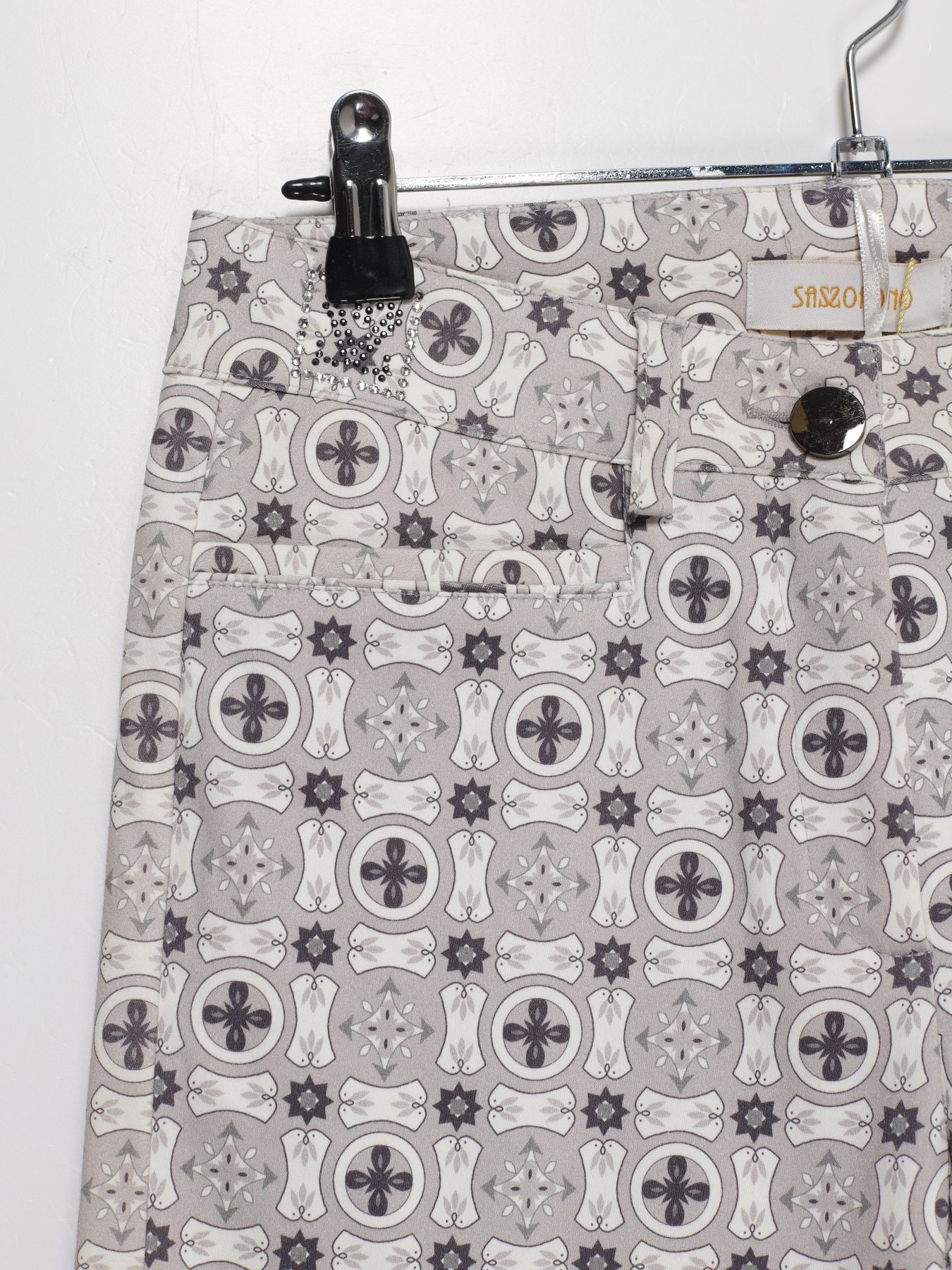 Повсякденні штани Sassofono модель A192-SF-10482 МОЛОЧНИЙ Фото