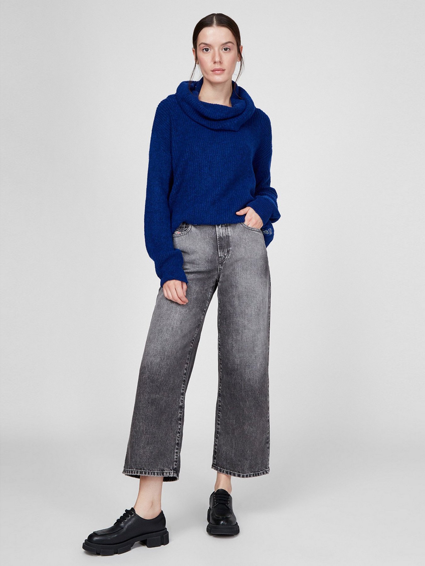 Свитер Sassofono модель A201-SC-9503, Електрик Свитер Sassofono модель A201-SC-9503, Електрик Фото