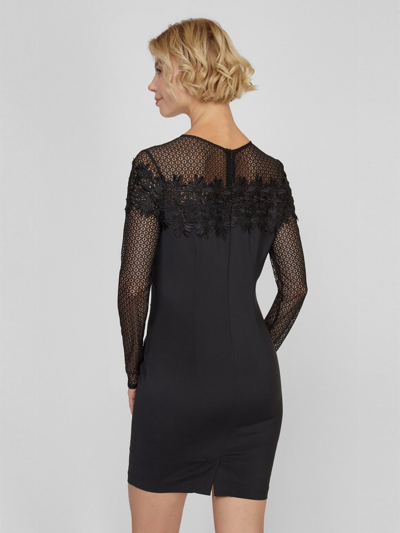 Платье мини Sassofono модель A191-SF-368171, ЧОРНИЙ Платье мини Sassofono модель A191-SF-368171, ЧОРНИЙ Фото