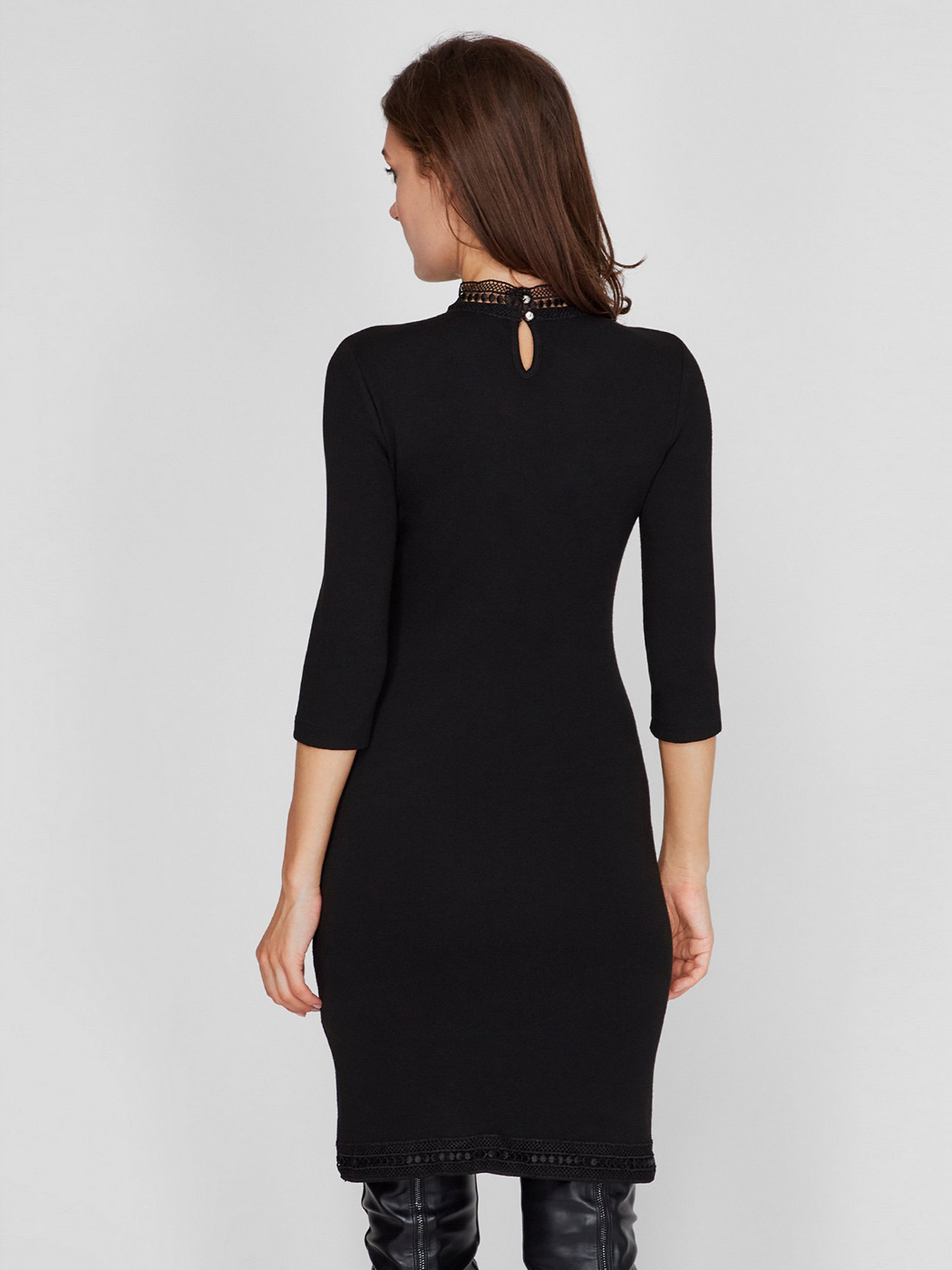 Платье мини Sassofono модель A201-SC-9350, Чорний Фото