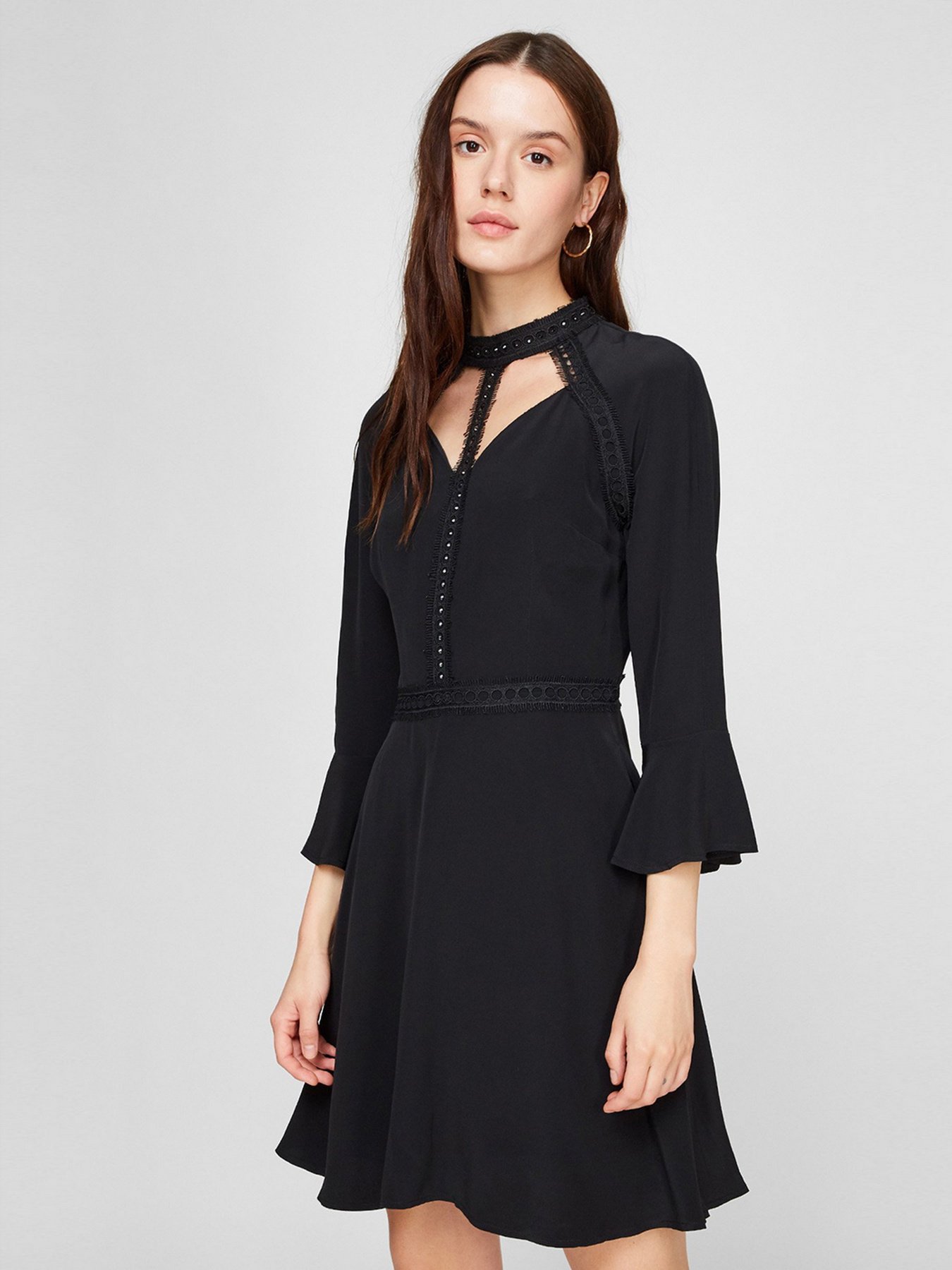 Платье мини Sassofono модель A191-SF-145171, ЧОРНИЙ Фото