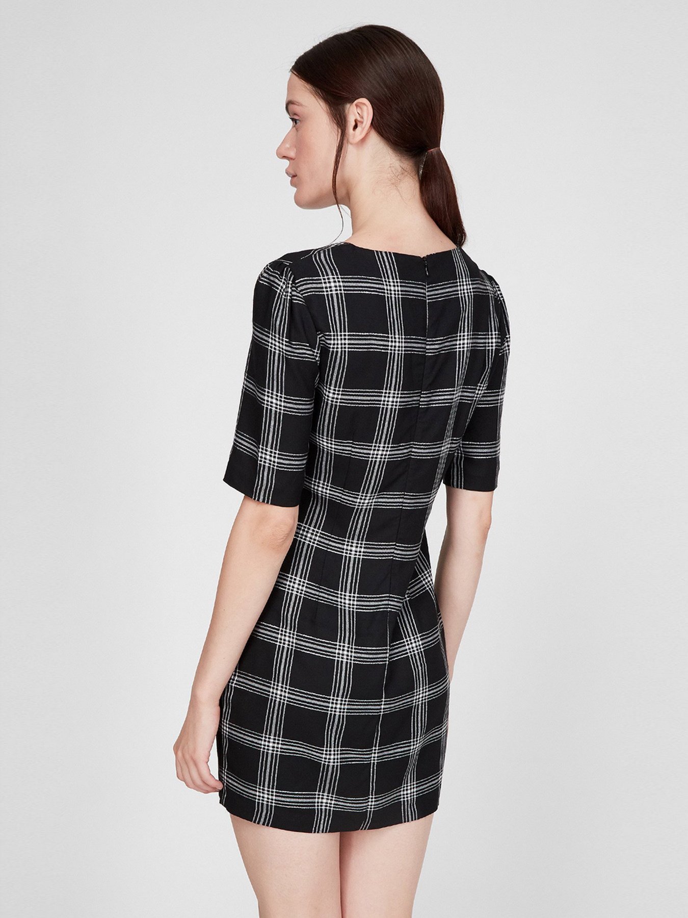 Платье мини Sassofono модель A191-SF-386171-2, ЧОРНИЙ Фото