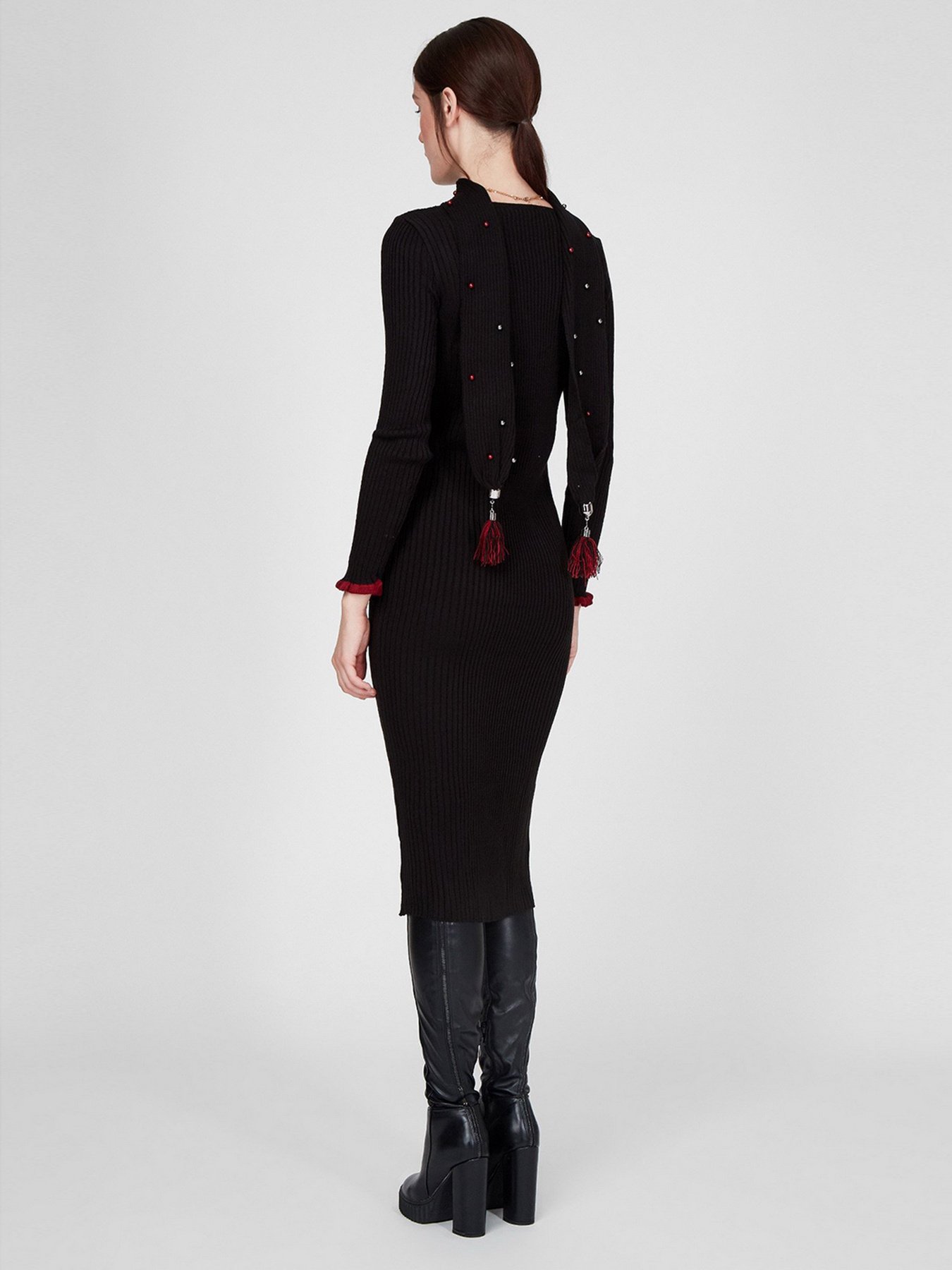 Сукня міді Sassofono модель A201-SC-27622, ЧОРНИЙ Фото