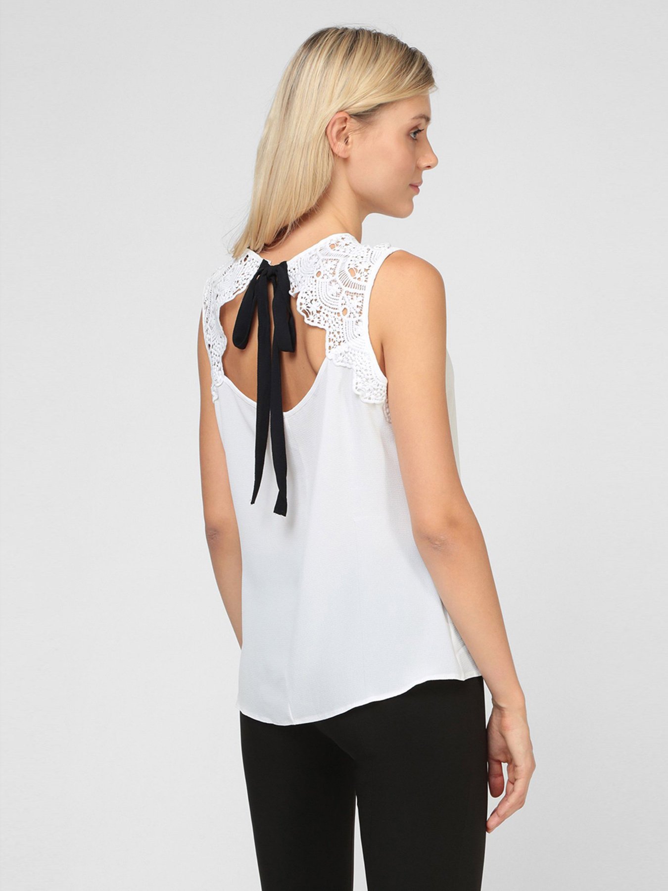 Блуза Sassofono модель A191SC8YB395, МОЛОЧНИЙ Фото