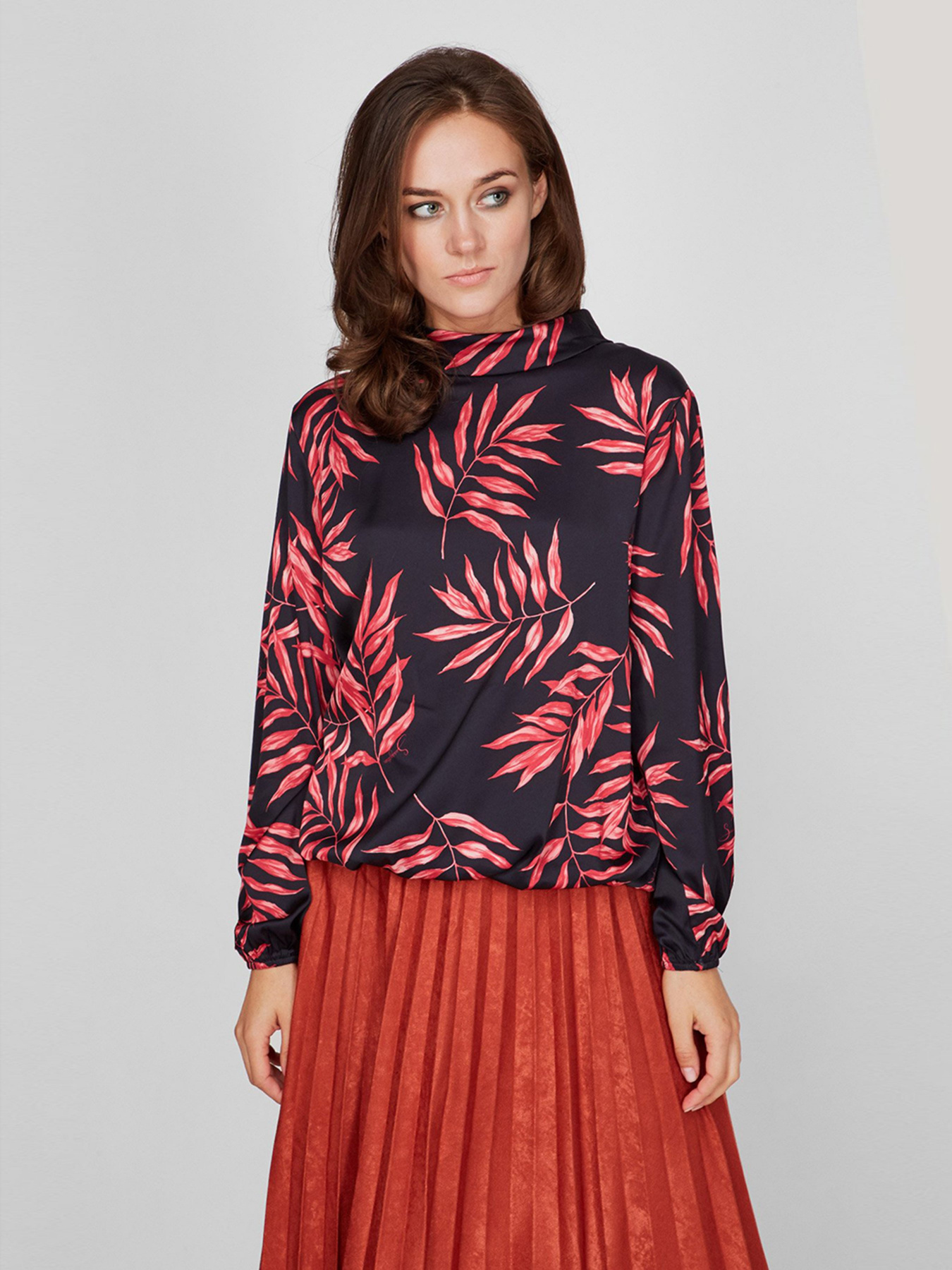 Блуза Sassofono модель A201-SF-269112, ЧОРНИЙ-ЧЕРВОНИЙ Фото