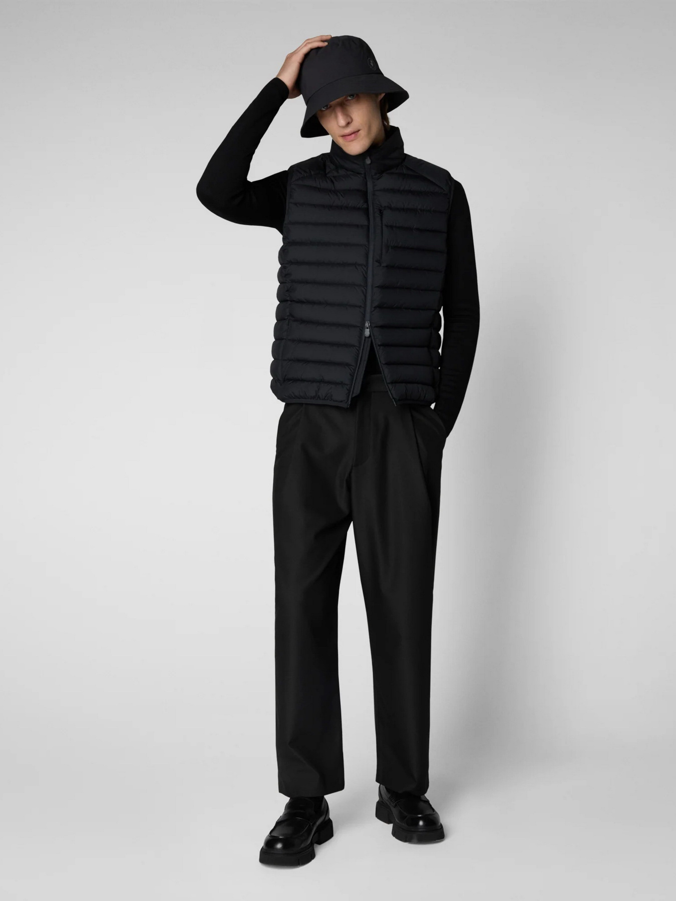 Утепленный жилет Save the duck Rhus модель D81272M DAVE-MIRO20-90010 Фото