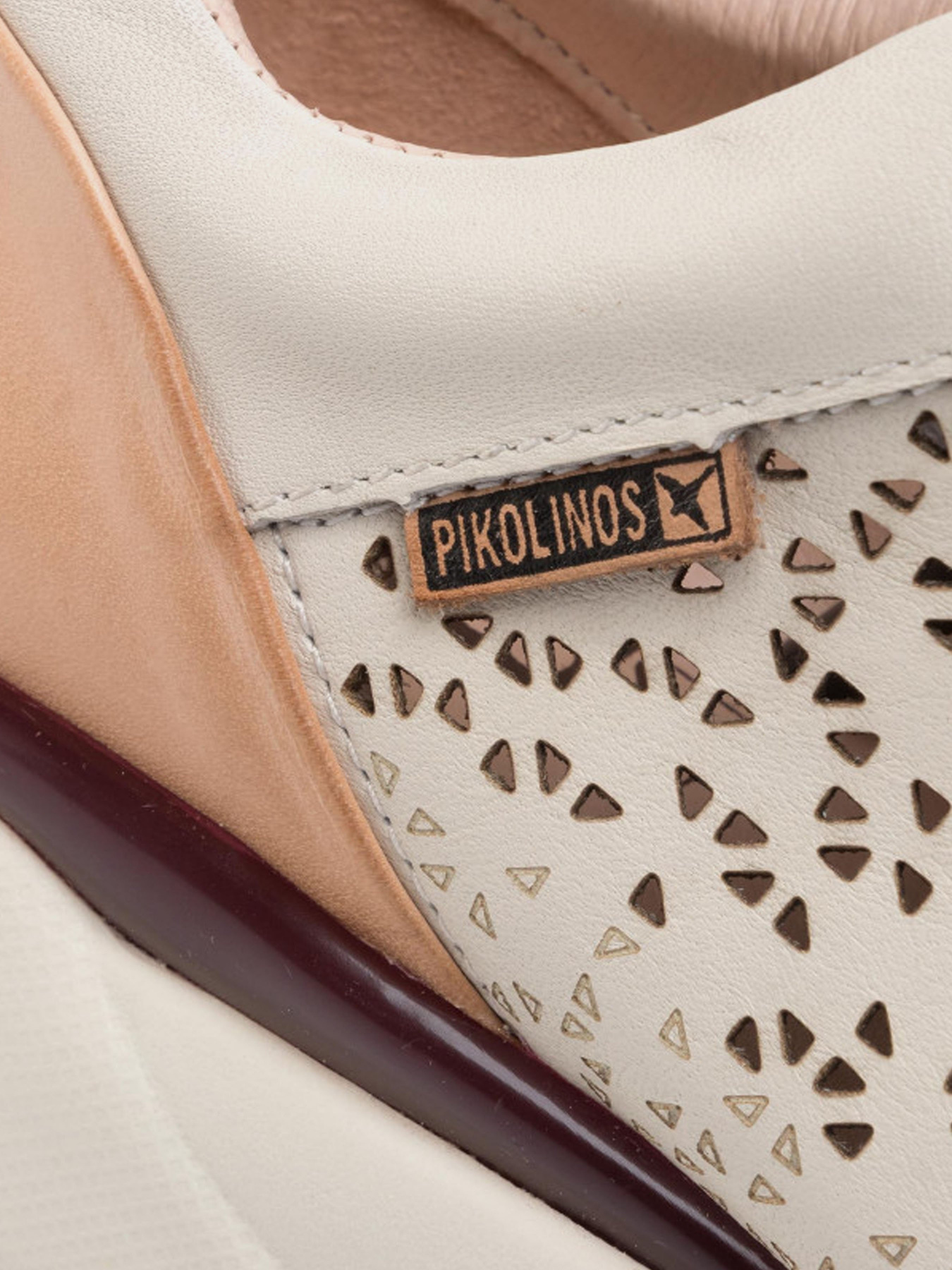 Кросівки повсякденні PIKOLINOS Sella модель W6Z-6869C1-NATA Фото