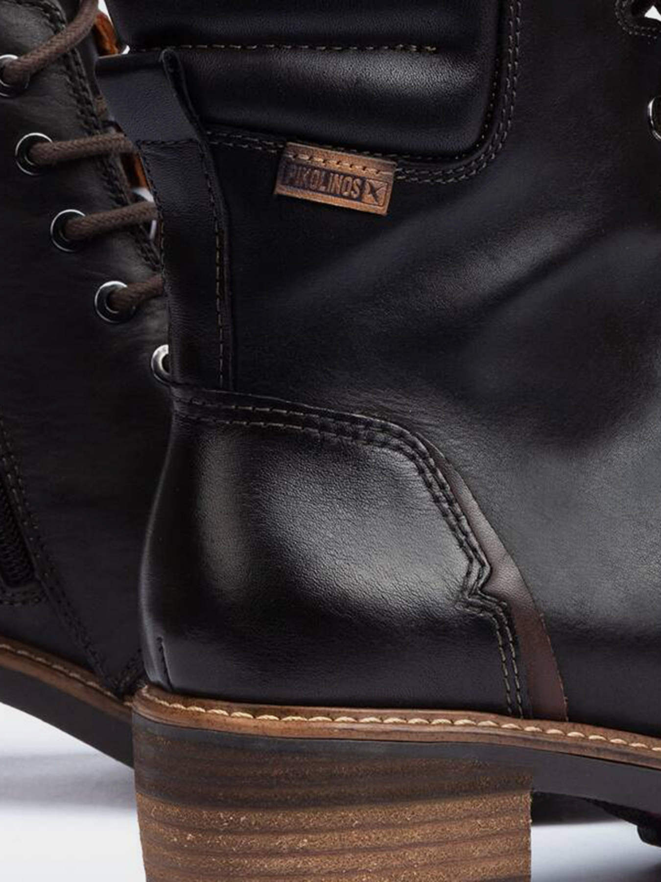 Ботинки PIKOLINOS San Sebastia модель W1T-8812-BLACK Фото