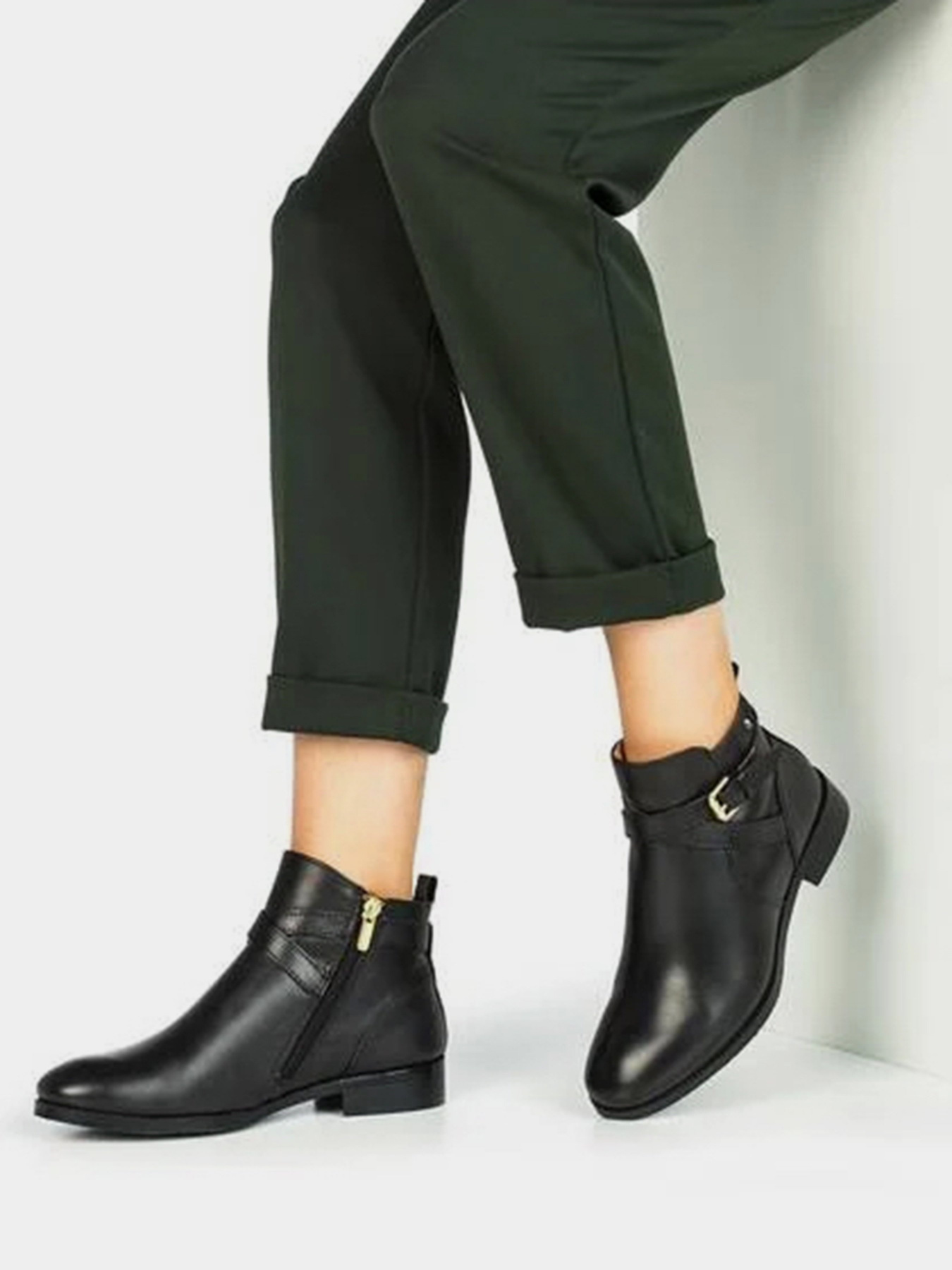 Ботинки PIKOLINOS Royal модель W4D-8614-BLACK Фото