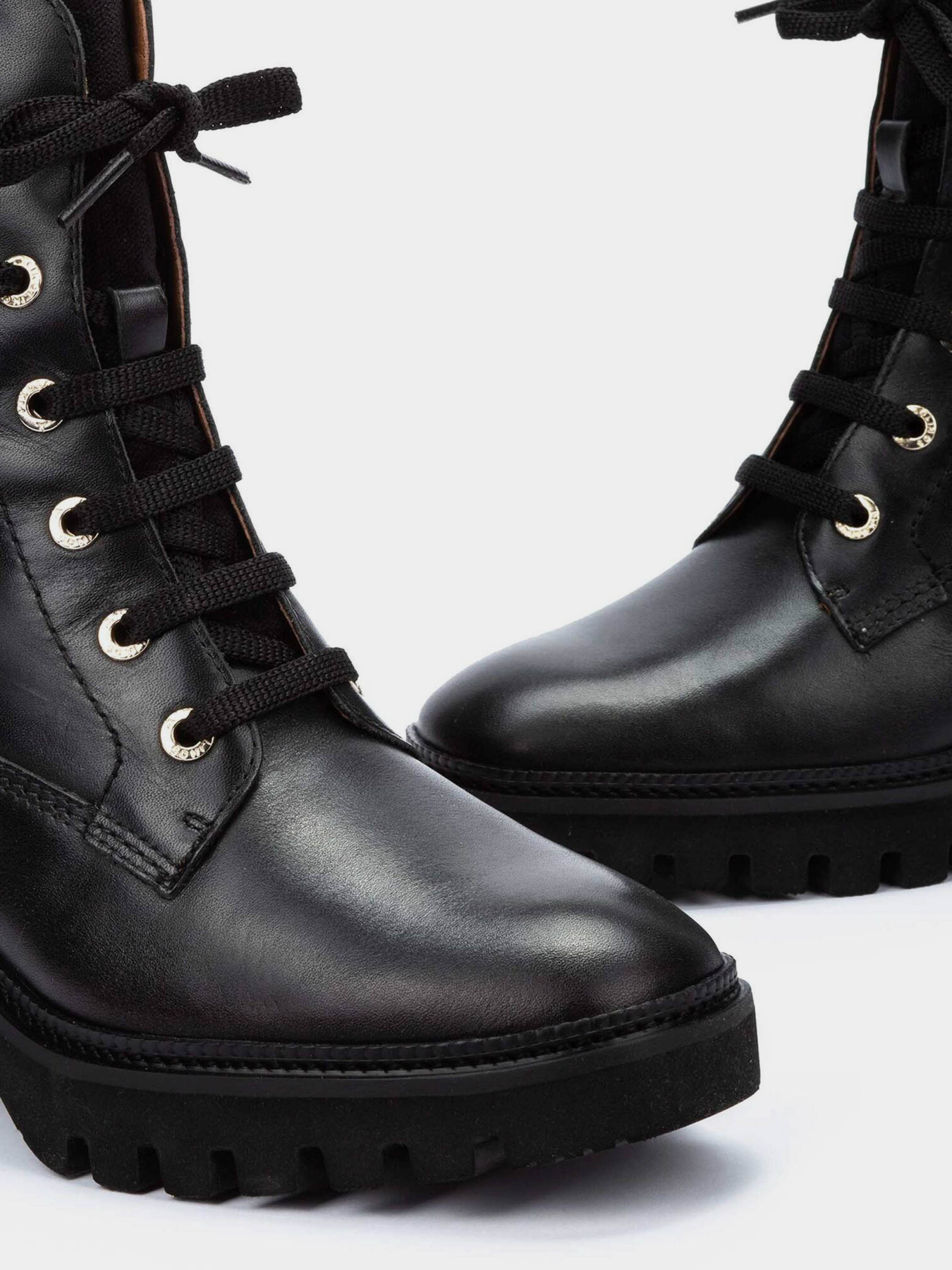 Бoтильоны PIKOLINOS Valladolid модель W5D-8698C2-BLACK Бoтильоны PIKOLINOS Valladolid модель W5D-8698C2-BLACK Фото