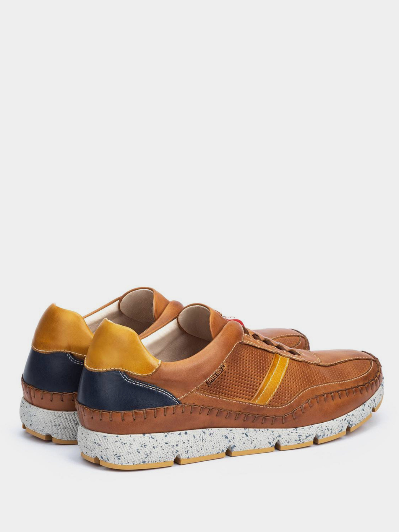 Кроссовки PIKOLINOS Fuencarral M4U модель M4U-6046C1-BRANDY Фото