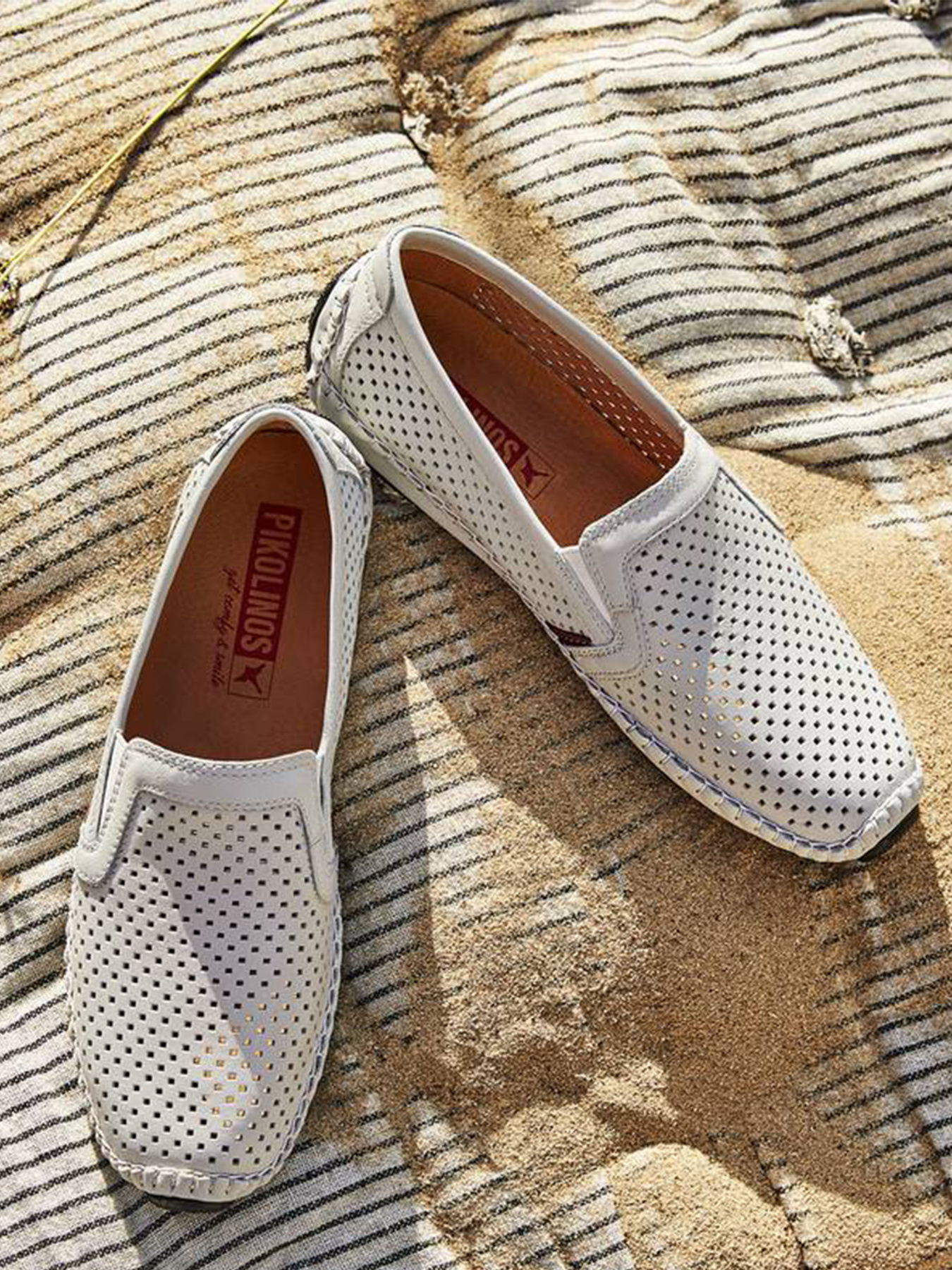 Мокасини PIKOLINOS Jerez модель 09Z-3100-ESPUMA Фото