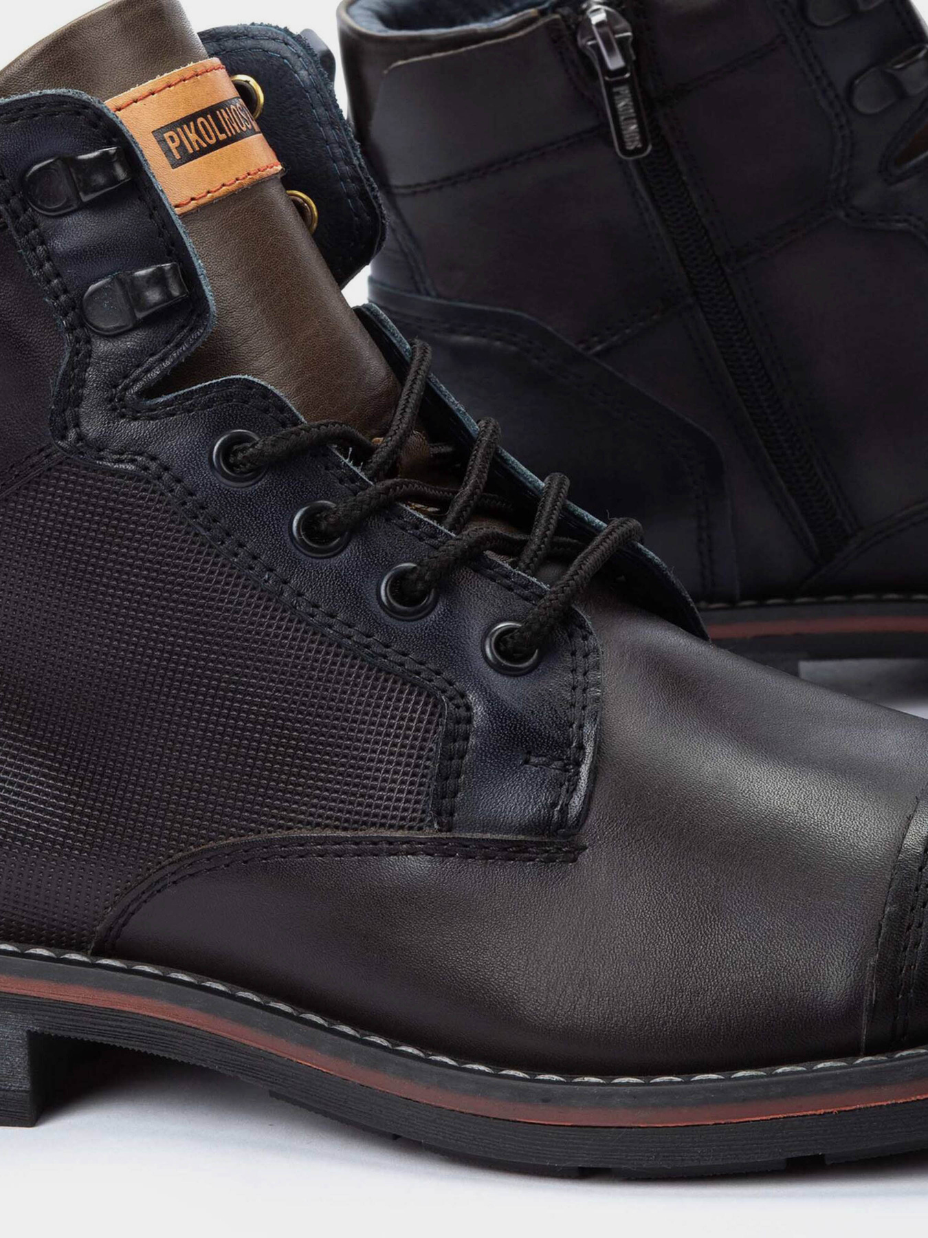 Черевики PIKOLINOS York модель M2M-8156C1-CARBON Фото