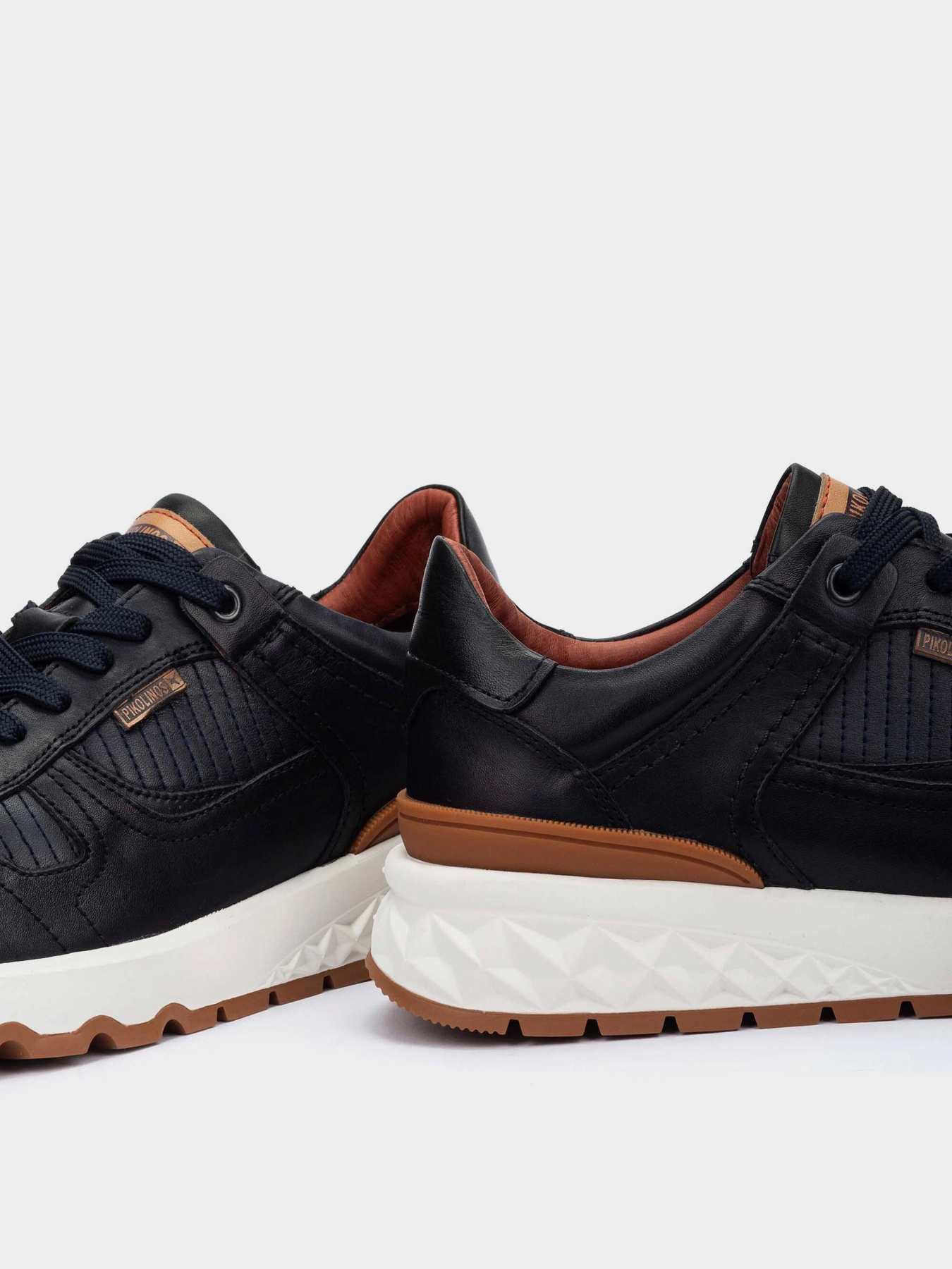 Кроссовки повседневные PIKOLINOS модель M8R-6239C1-SPACE Фото