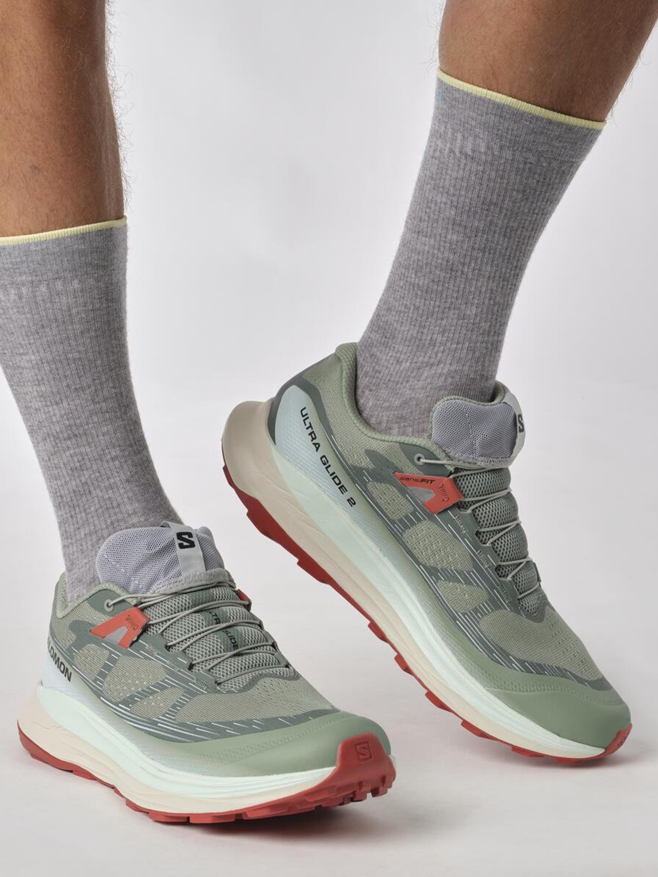 Кроссовки для бега SALOMON Ultra Glide 2 модель L47212100 Фото