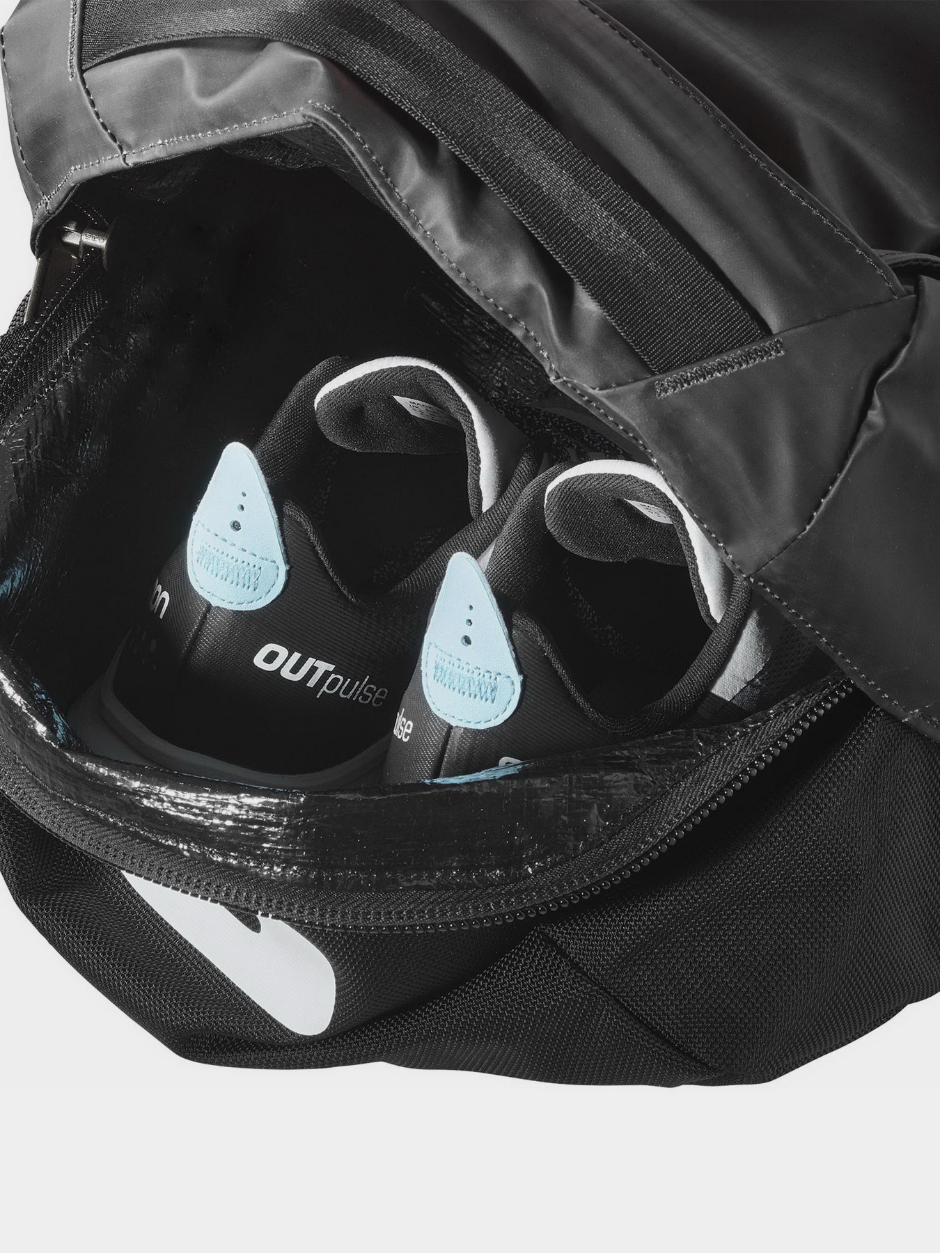 Рюкзак SALOMON Outlife  модель LC1902100 Фото