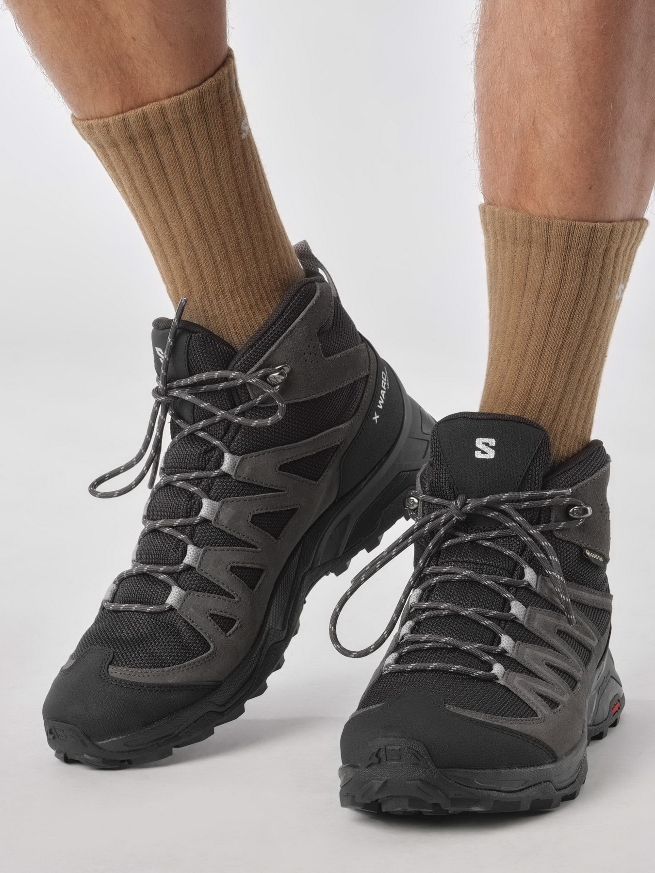 Ботинки и сапоги SALOMON X Ward Leather Mid GORE-TEX модель L47181700 Ботинки и сапоги SALOMON X Ward Leather Mid GORE-TEX модель L47181700 Фото