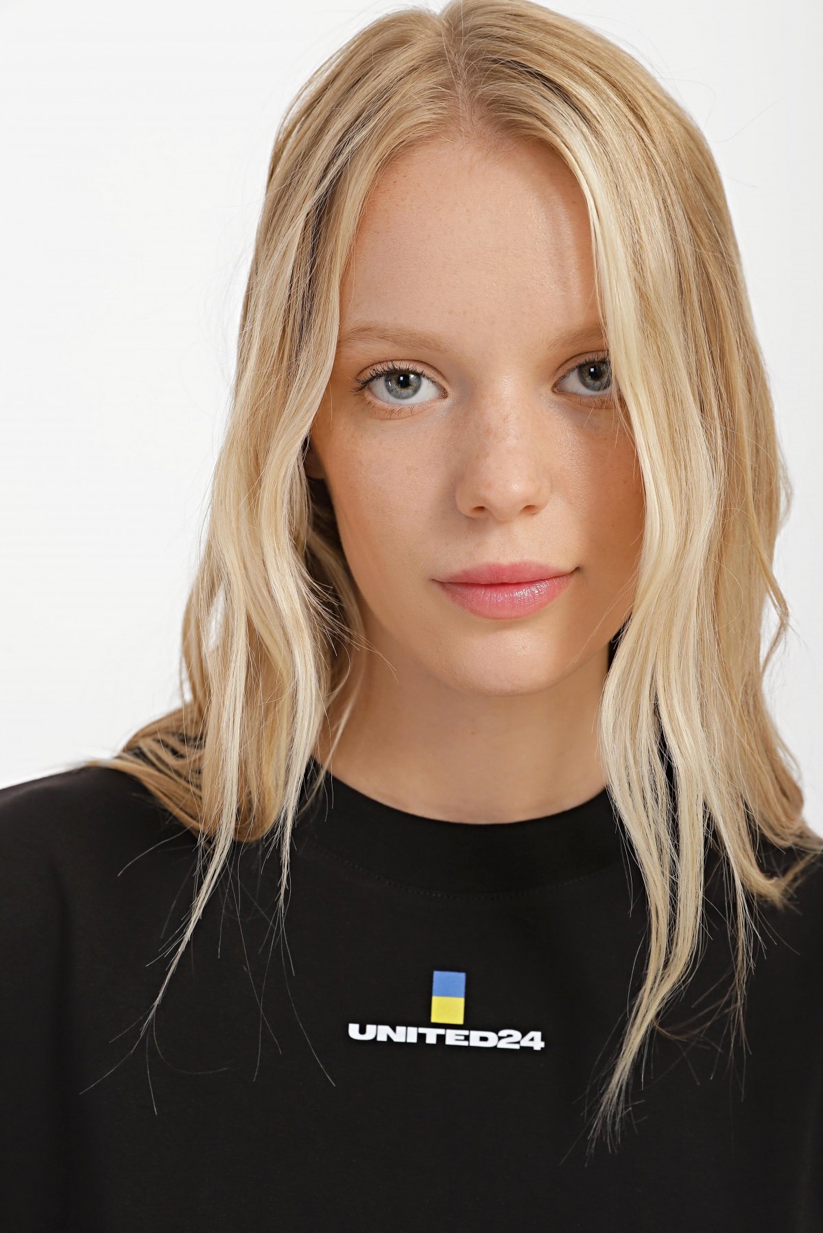 Футболка INTERTOP United24 модель 133-8 Фото