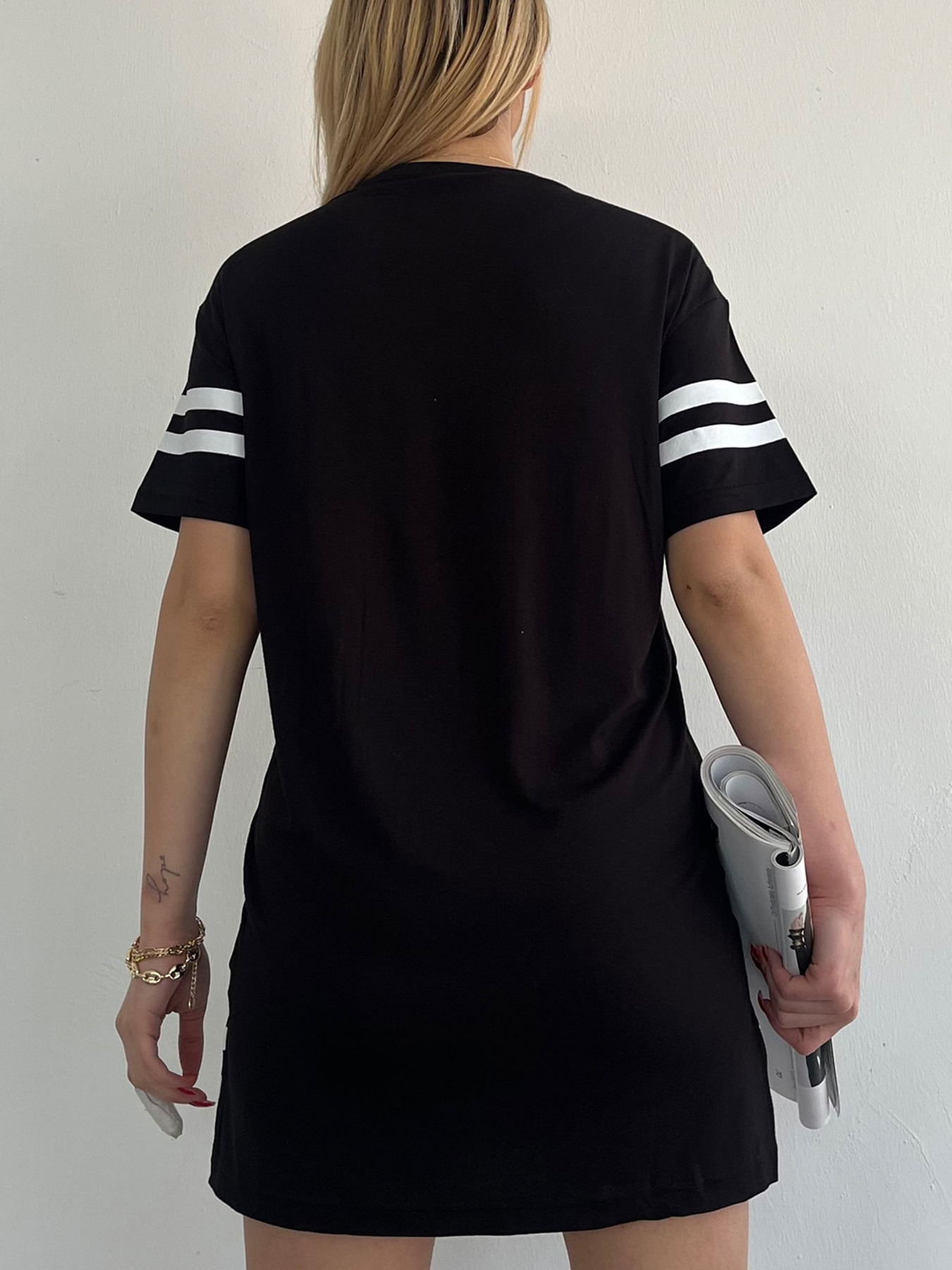 Платье-футболка Trend Alacati Stili модель ALC-X10066SİYAH Фото