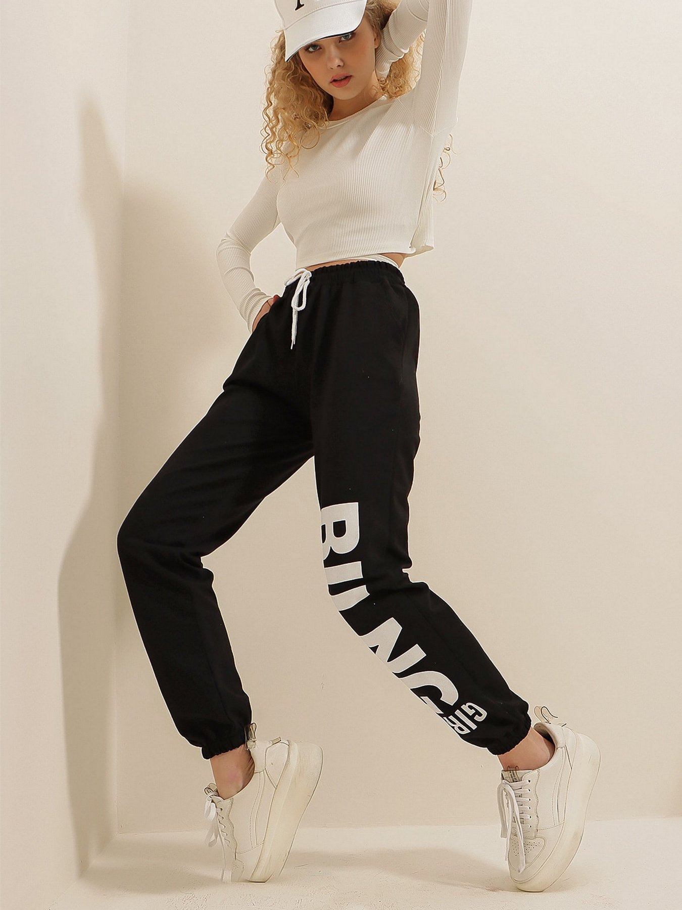 Джоггеры Trend Alacati Stili модель ALC-X7914SİYAH Фото