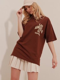 Футболка Trend Alacati Stili модель ALC-X9560KAHVERENGİ Фото