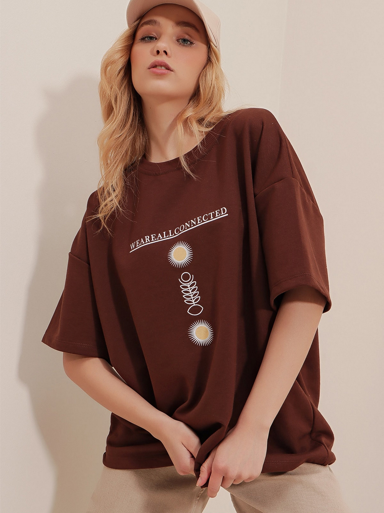 Футболка Trend Alacati Stili модель ALC-X9577KAHVERENGİ Фото