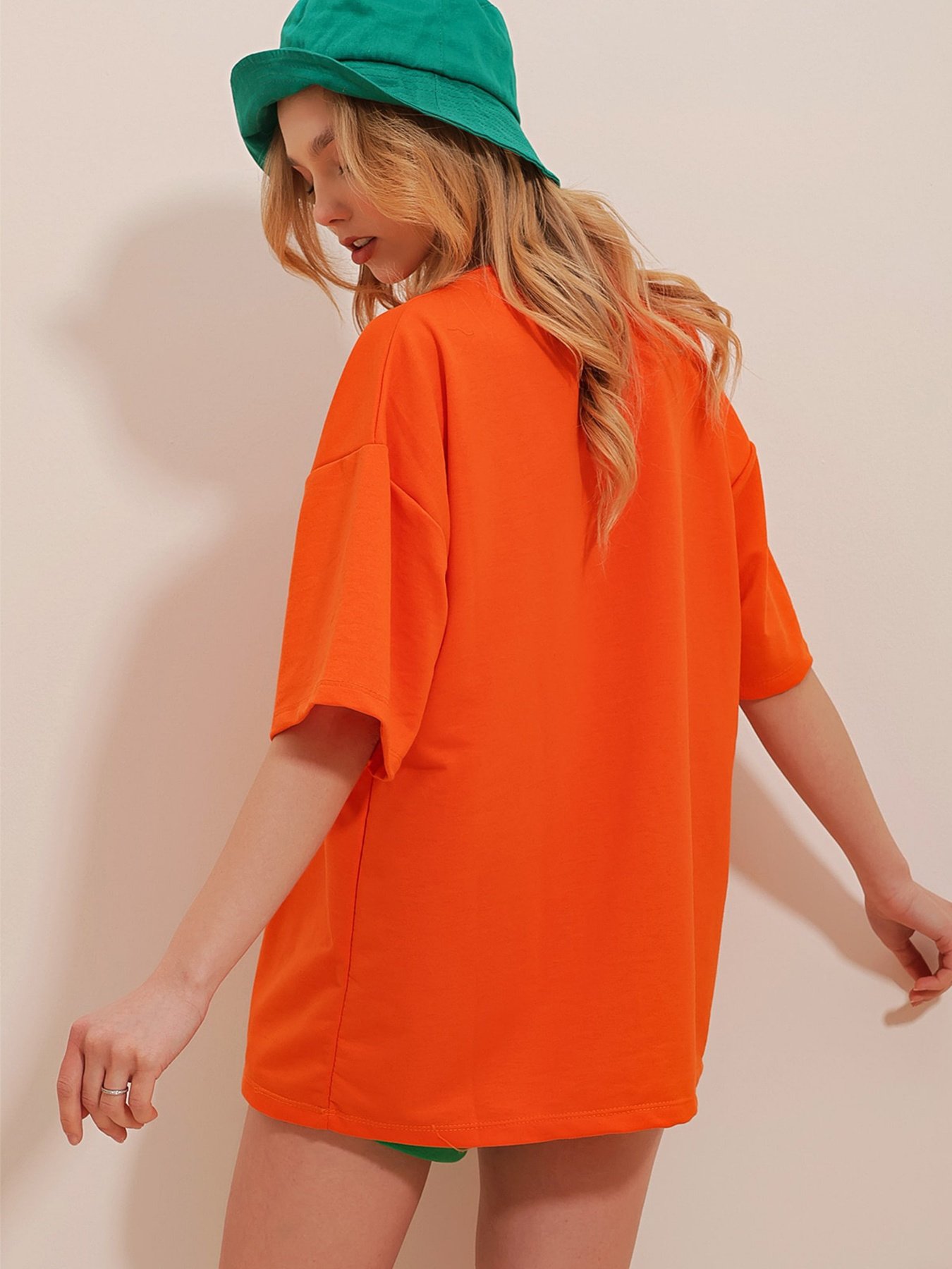 Футболка Trend Alacati Stili модель ALC-X9990TURUNCU Фото